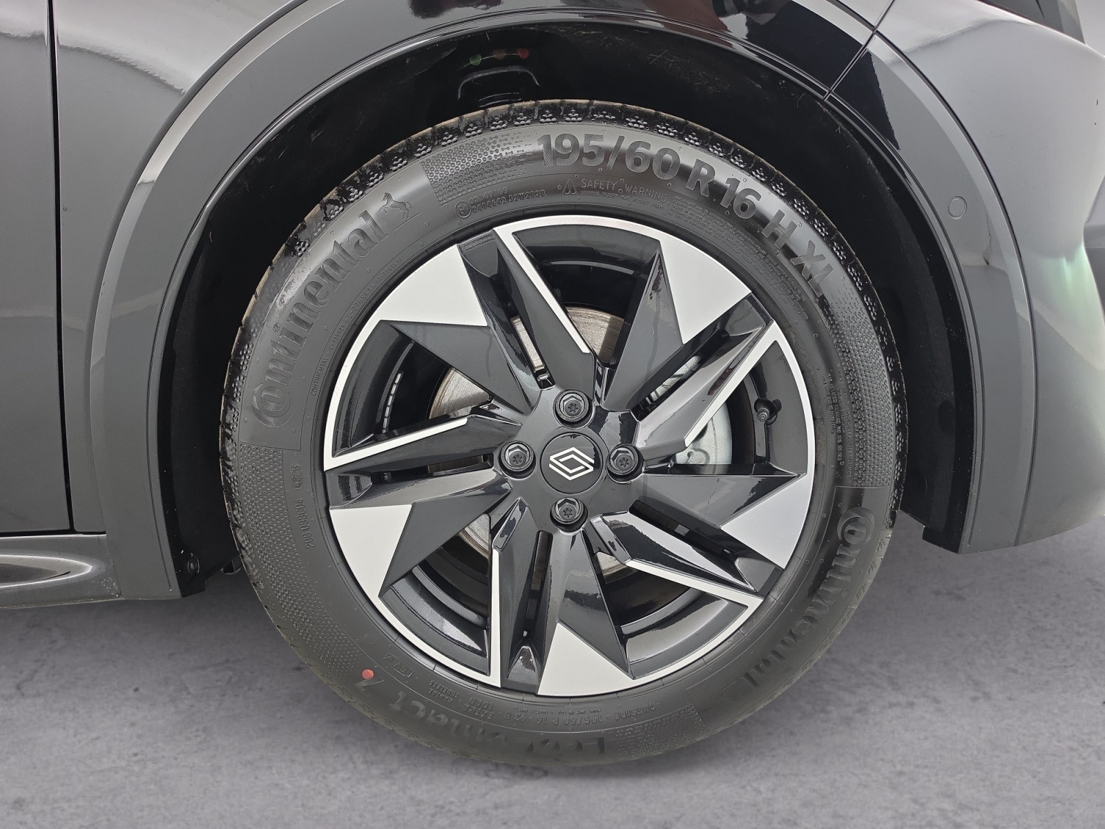 Vente en ligne Renault Clio 6 Clio E-Tech full hybrid 160 ch au prix de 26 490 €