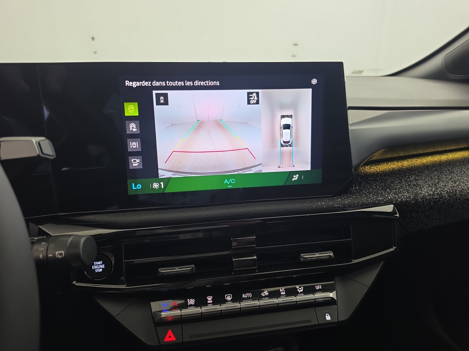 Vente en ligne Renault Clio 6 Clio E-Tech full hybrid 160 ch au prix de 26 490 €