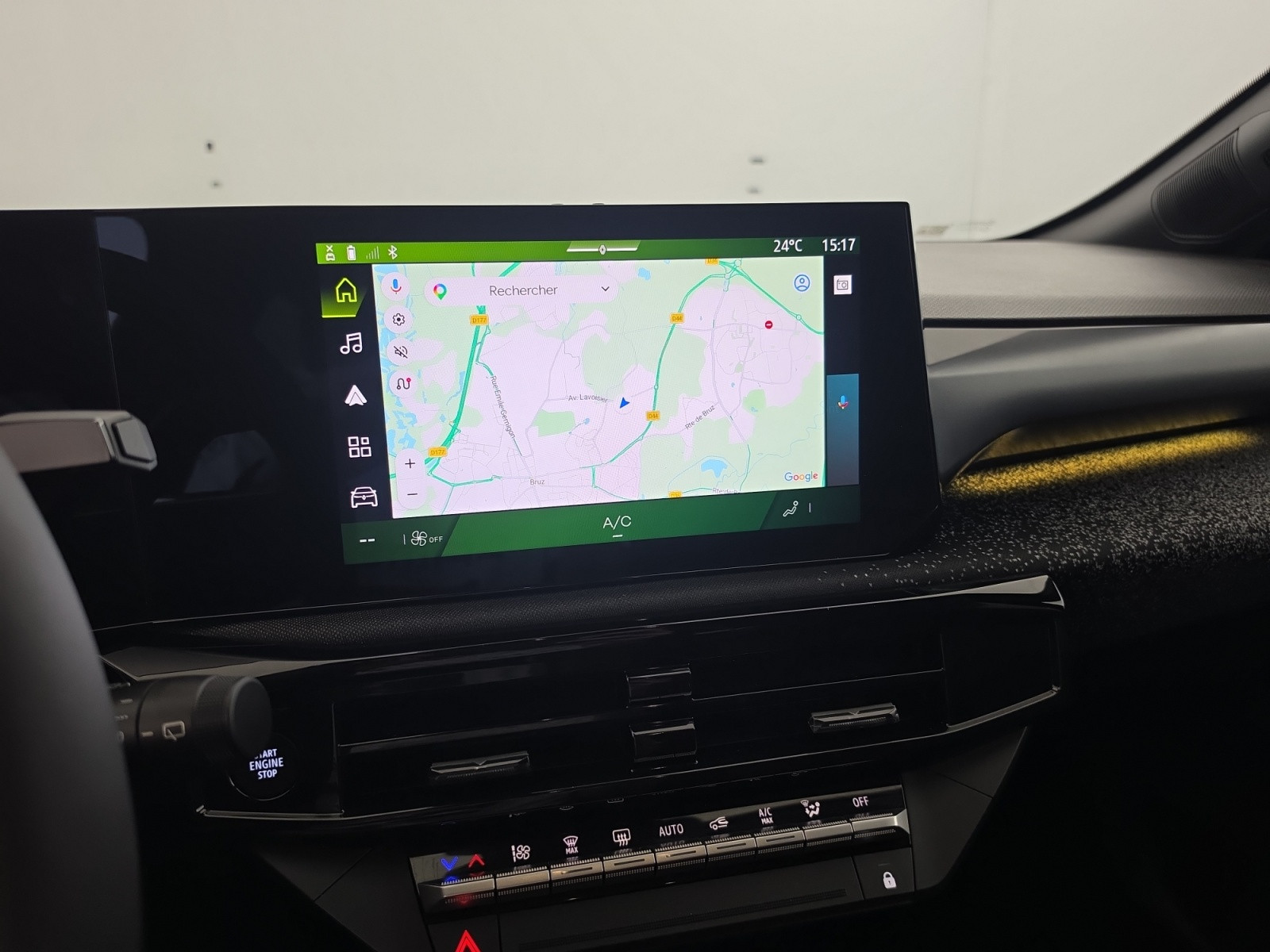 Vente en ligne Renault Clio 6 Clio E-Tech full hybrid 160 ch au prix de 26 490 €