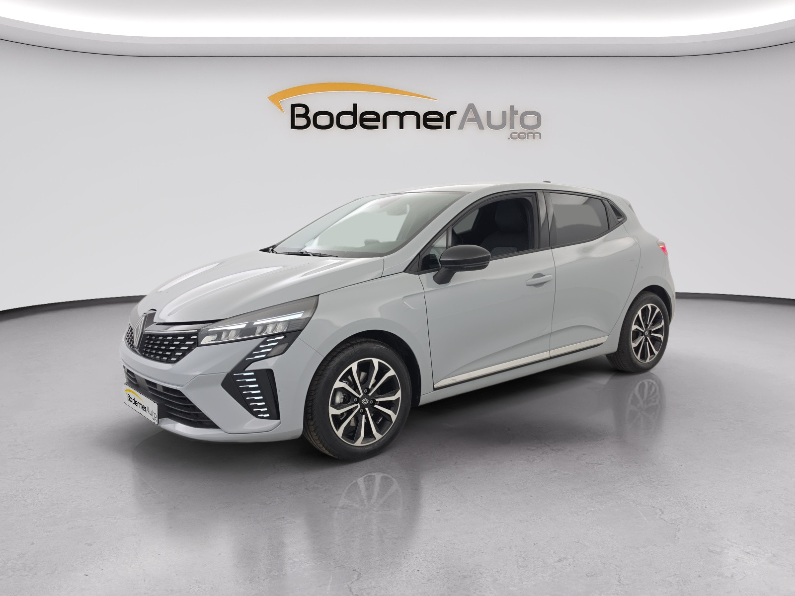 Renault Clio 5 Clio E-Tech full hybrid 145 ch GSR2 occasion de 2025 en vente à Vannes