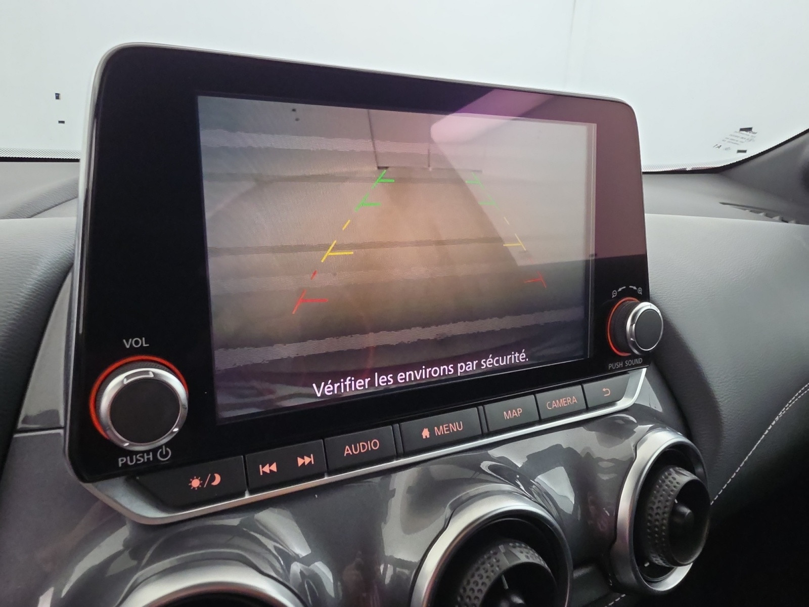 Vente en ligne Nissan Juke Juke DIG-T 114 au prix de 14 990 €
