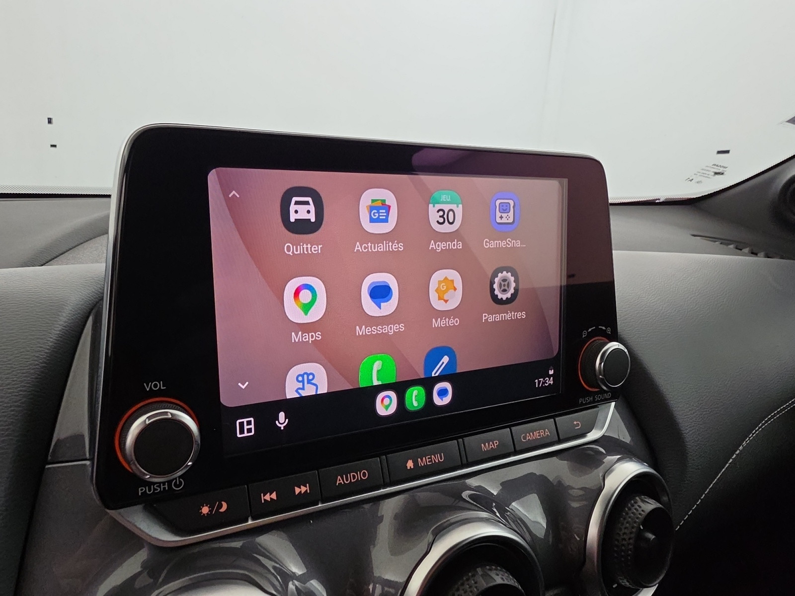 Vente en ligne Nissan Juke Juke DIG-T 114 au prix de 14 990 €