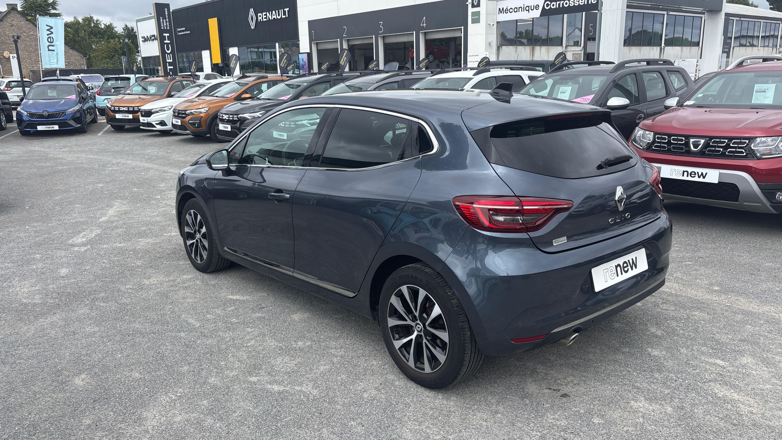 Vente en ligne Renault Clio 5 Clio TCe 140 au prix de 16 860 €