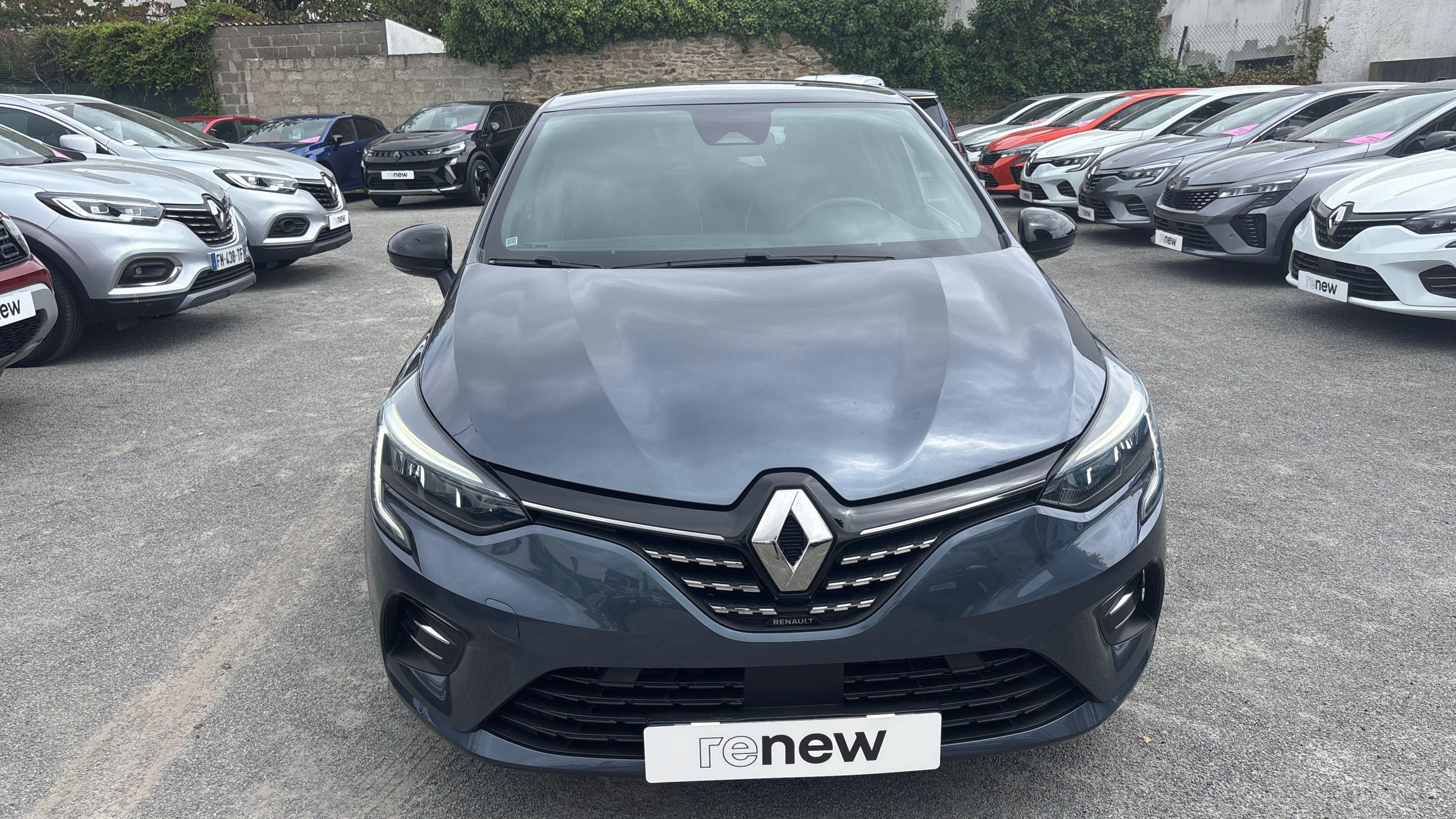 Vente en ligne Renault Clio 5 Clio TCe 140 au prix de 16 860 €