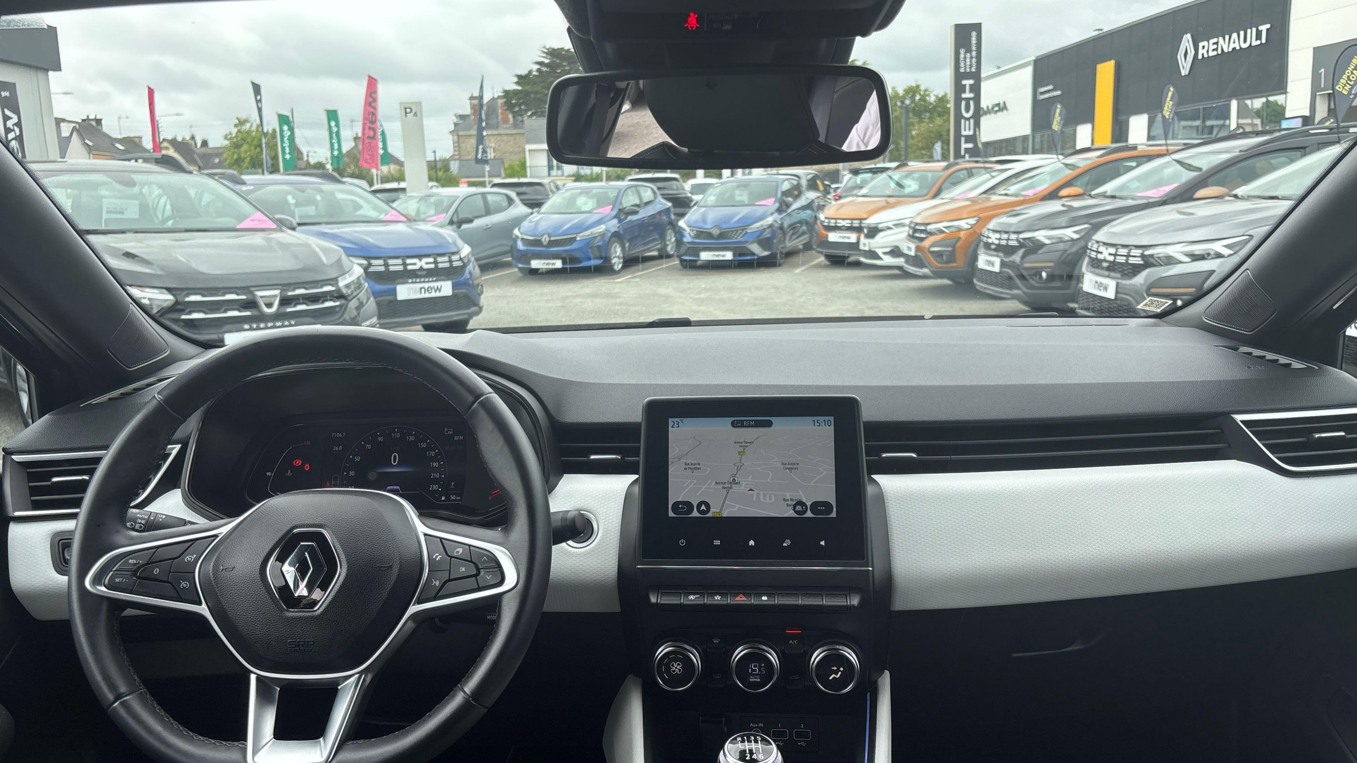 Vente en ligne Renault Clio 5 Clio TCe 140 au prix de 16 860 €