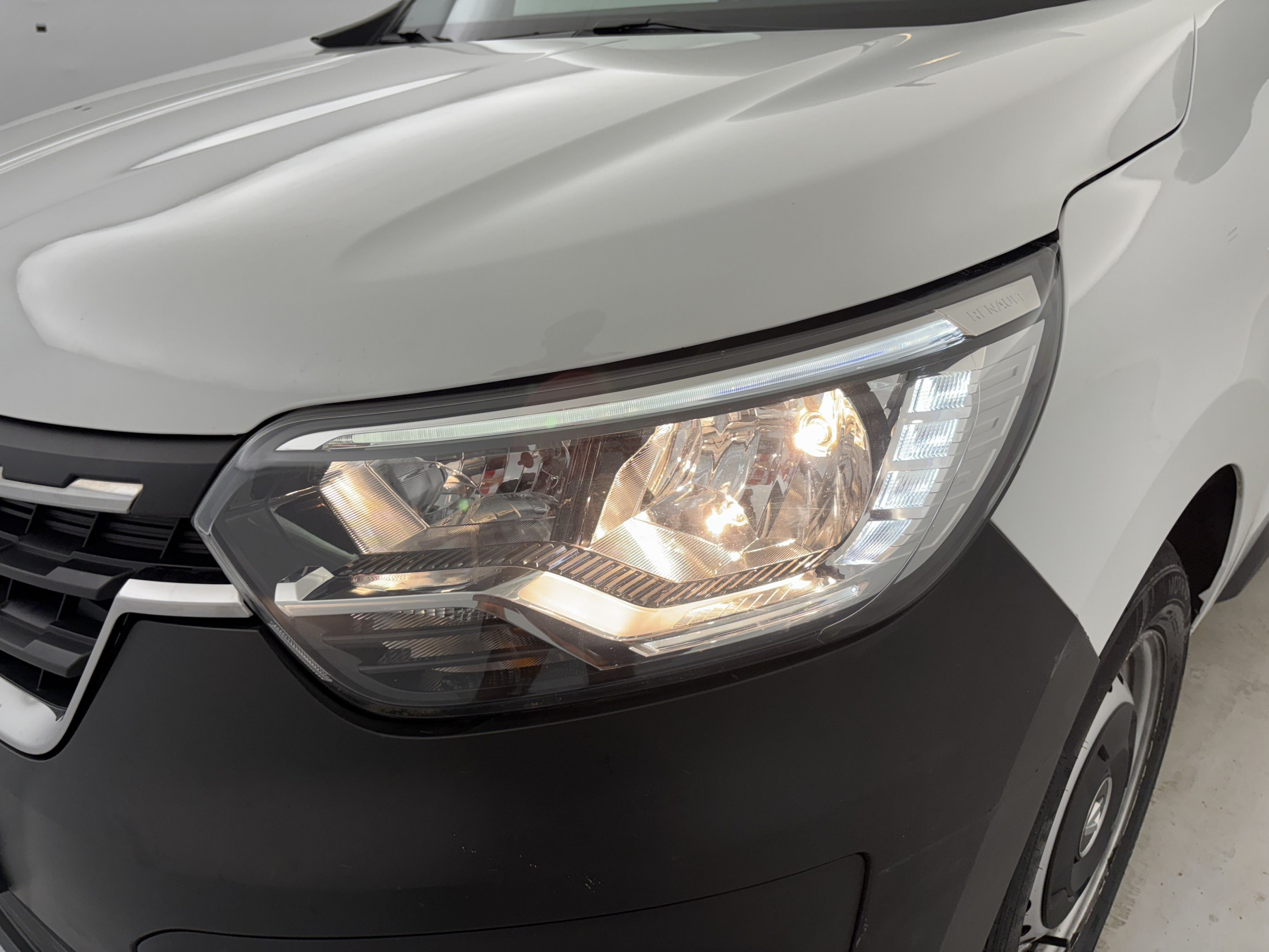 Vente en ligne Renault Express Van  BLUE DCI 95 - 22 au prix de 15 990 €