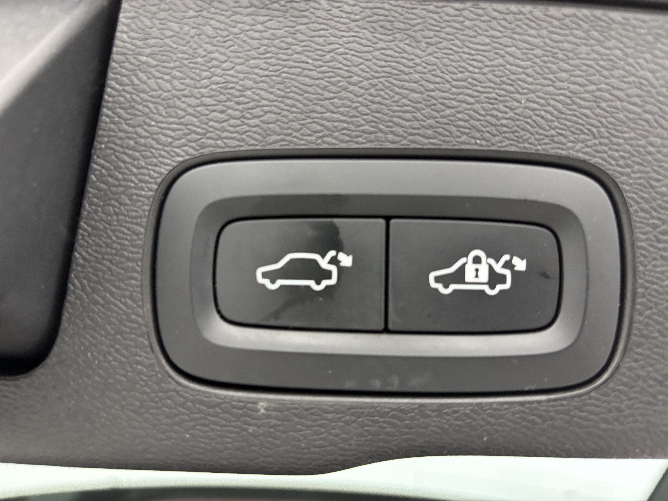 Vente en ligne Volvo XC60 XC60 D4 190 ch AdBlue Geatronic 8 au prix de 27 490 €