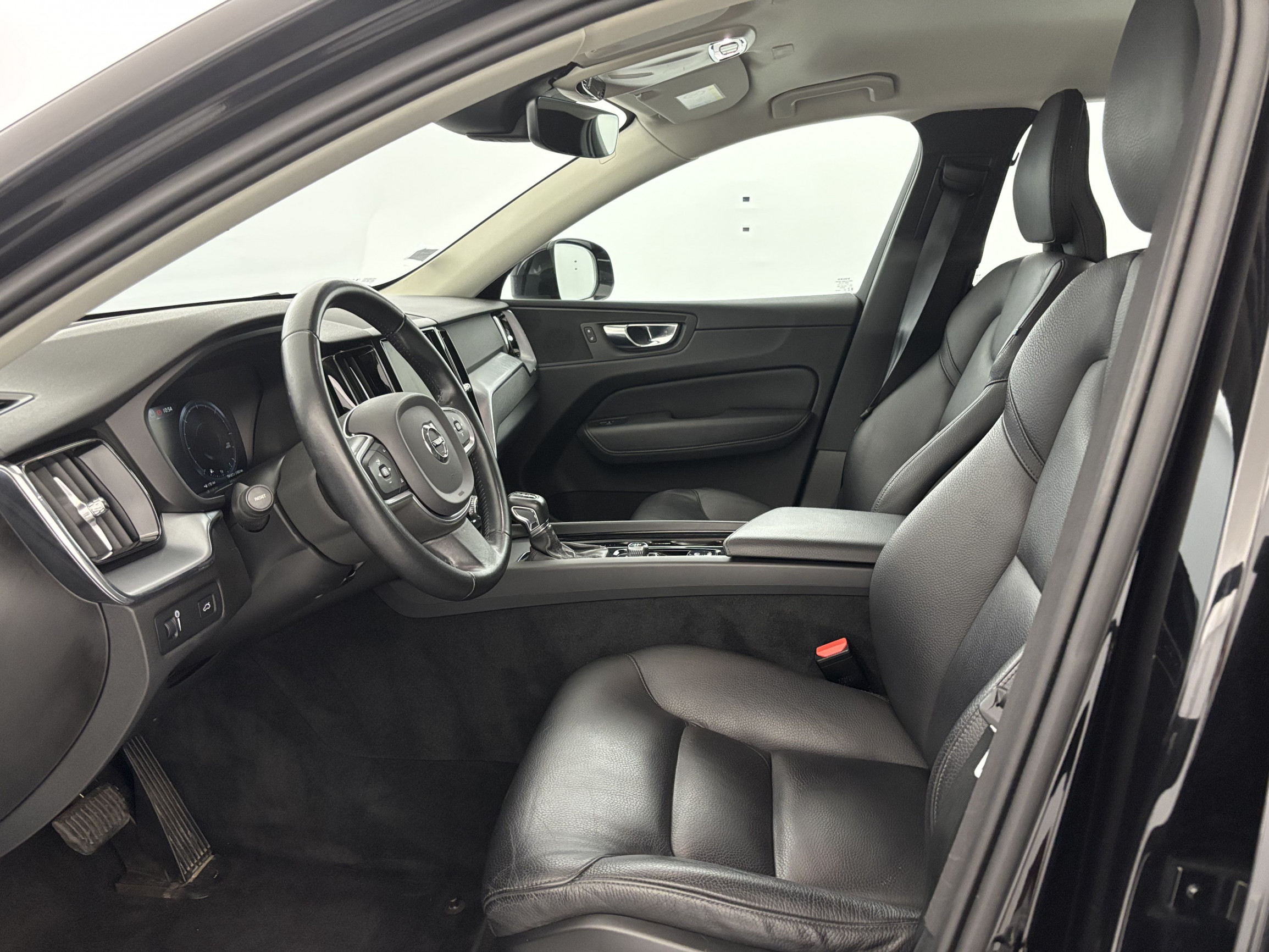 Vente en ligne Volvo XC60 XC60 D4 190 ch AdBlue Geatronic 8 au prix de 27 490 €