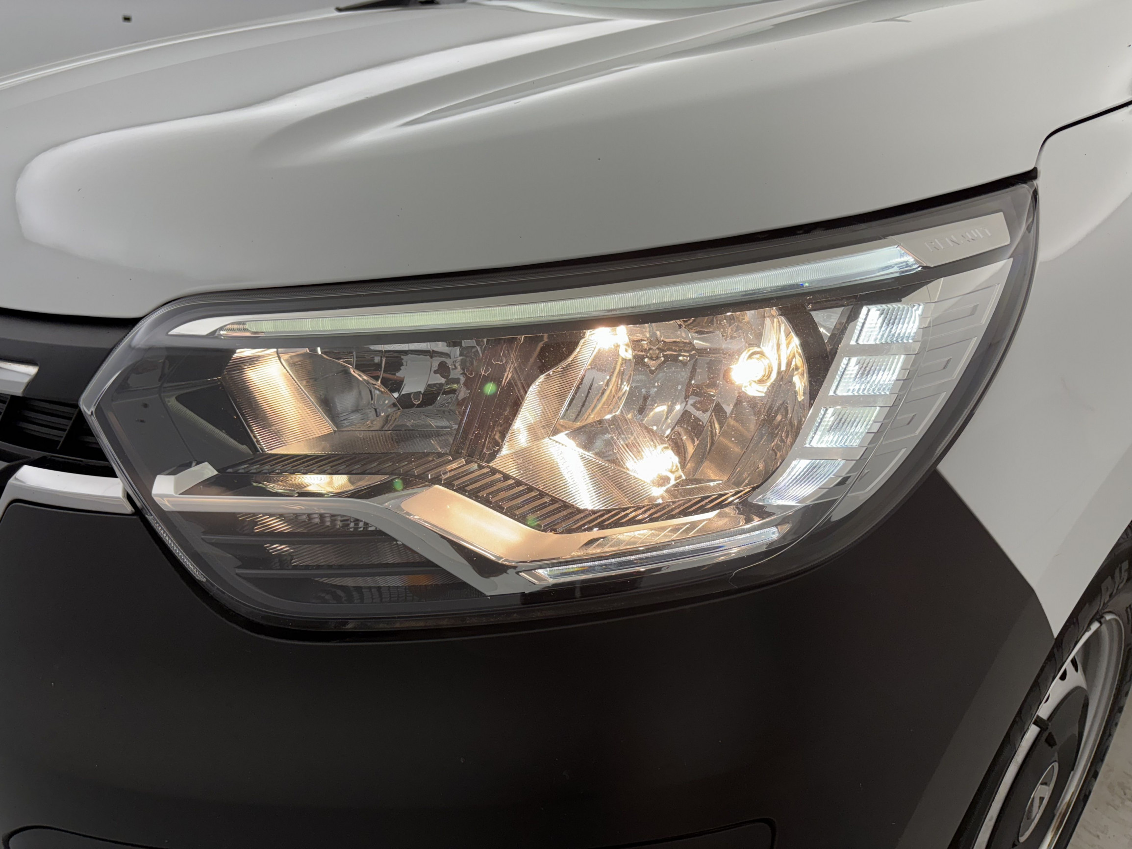 Vente en ligne Renault Express Van  BLUE DCI 95 - 22 au prix de 15 290 €