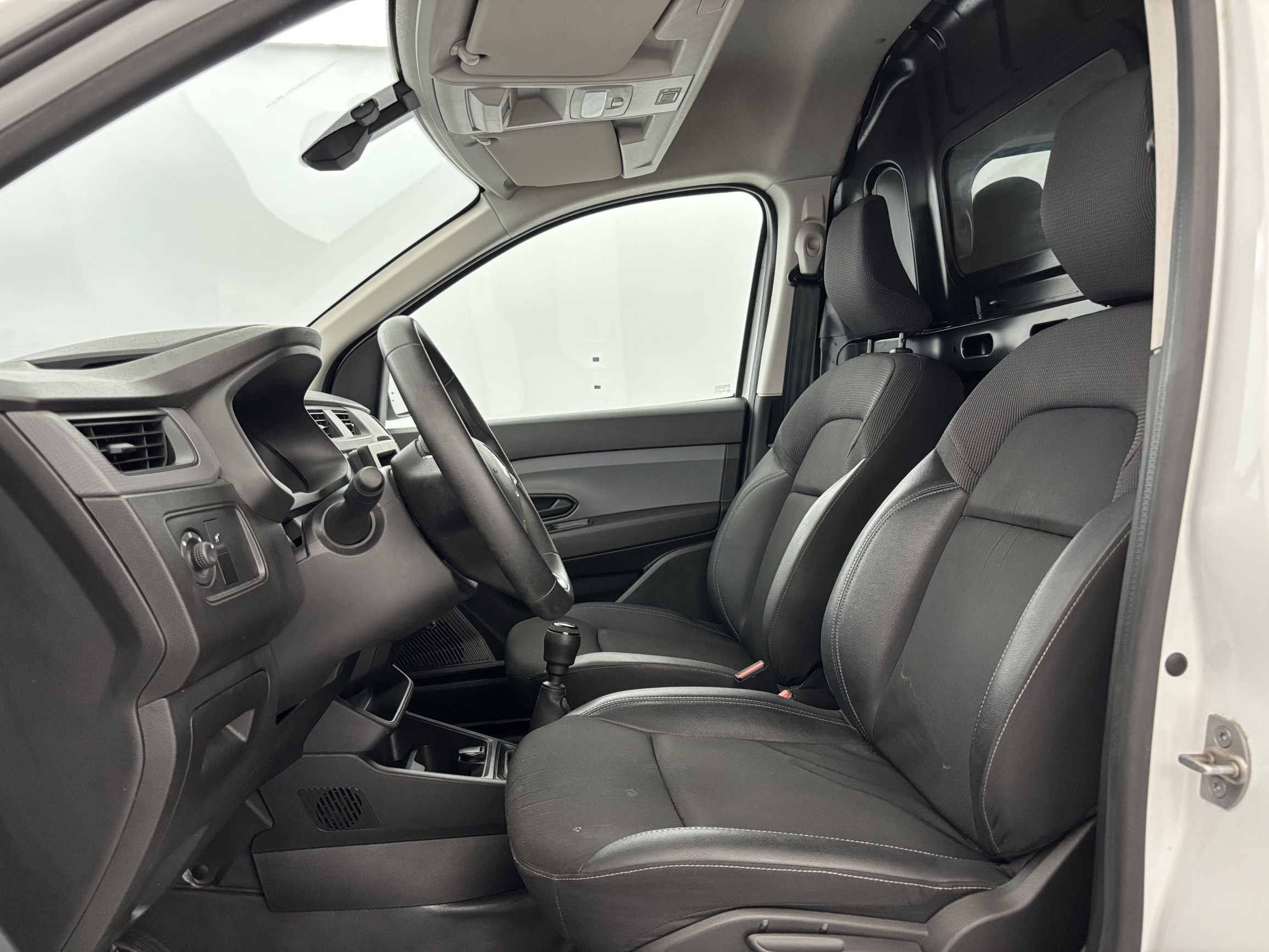 Vente en ligne Renault Express Van  BLUE DCI 95 - 22 au prix de 15 290 €