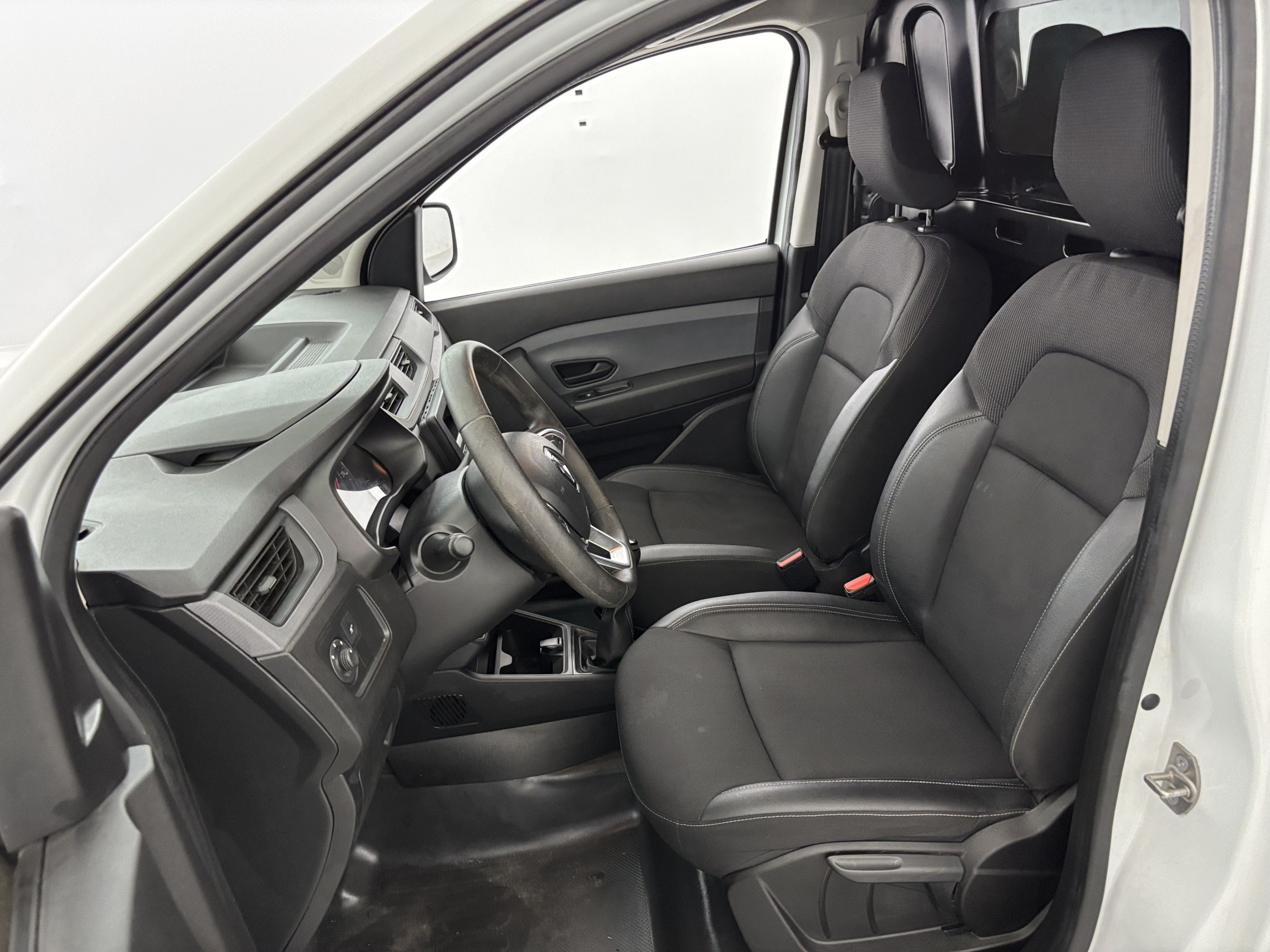 Vente en ligne Renault Express Van  BLUE DCI 95 - 22 au prix de 15 990 €