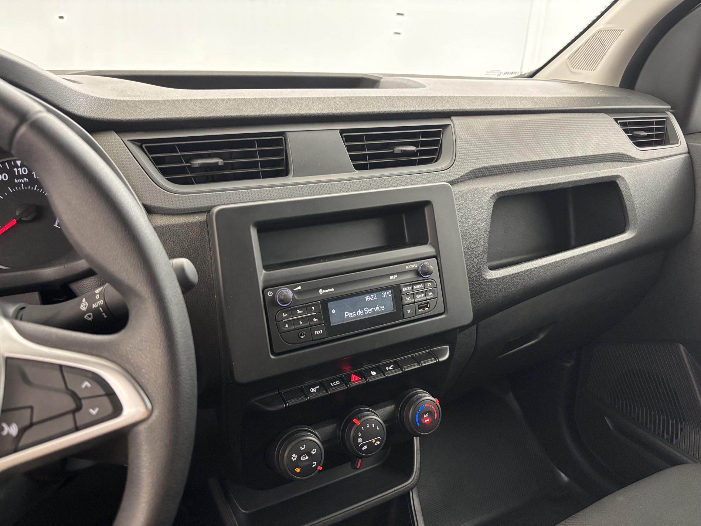 Vente en ligne Renault Express Van  BLUE DCI 95 - 22 au prix de 16 290 €