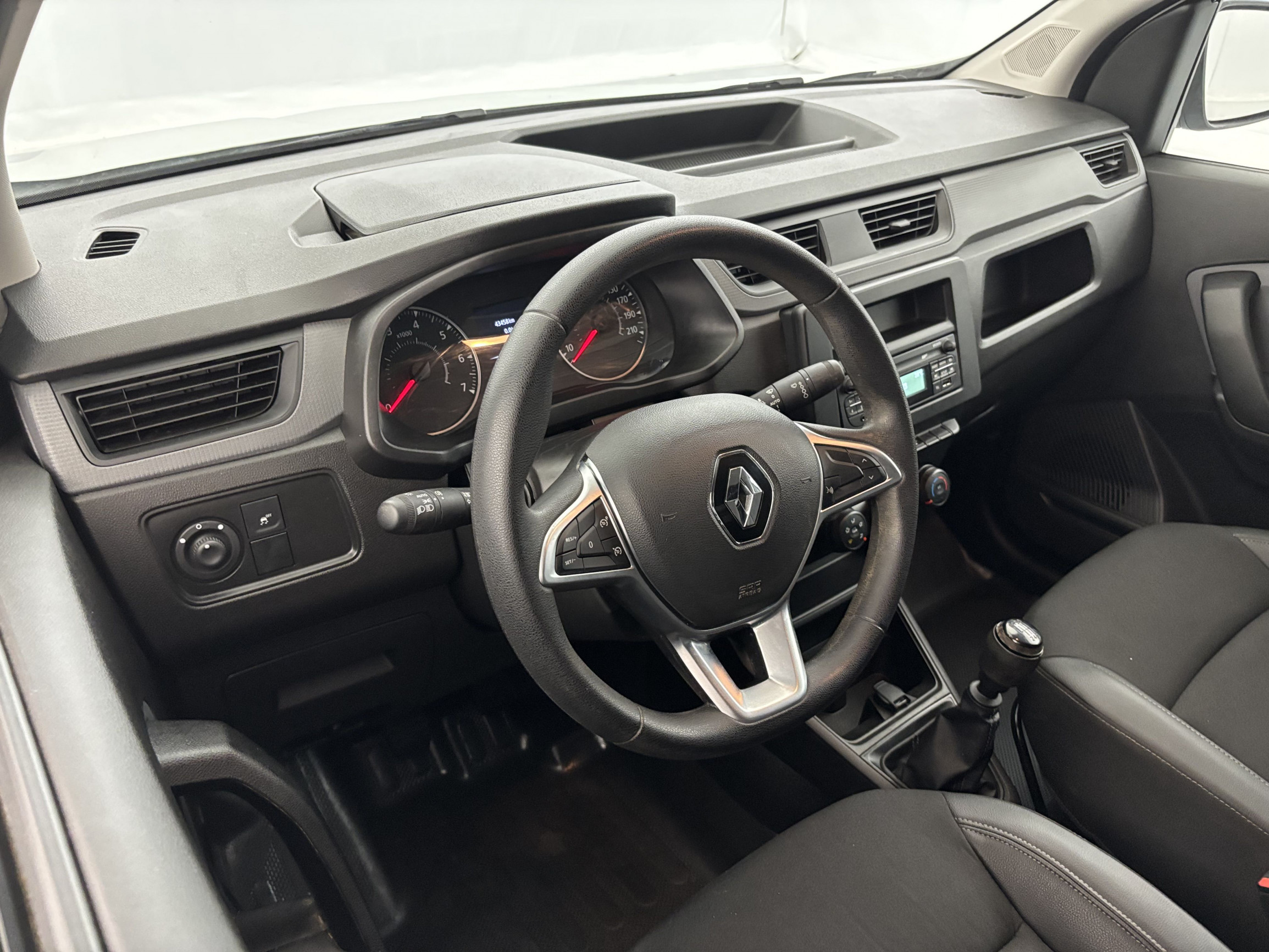 Vente en ligne Renault Express Van  BLUE DCI 95 - 22 au prix de 15 290 €