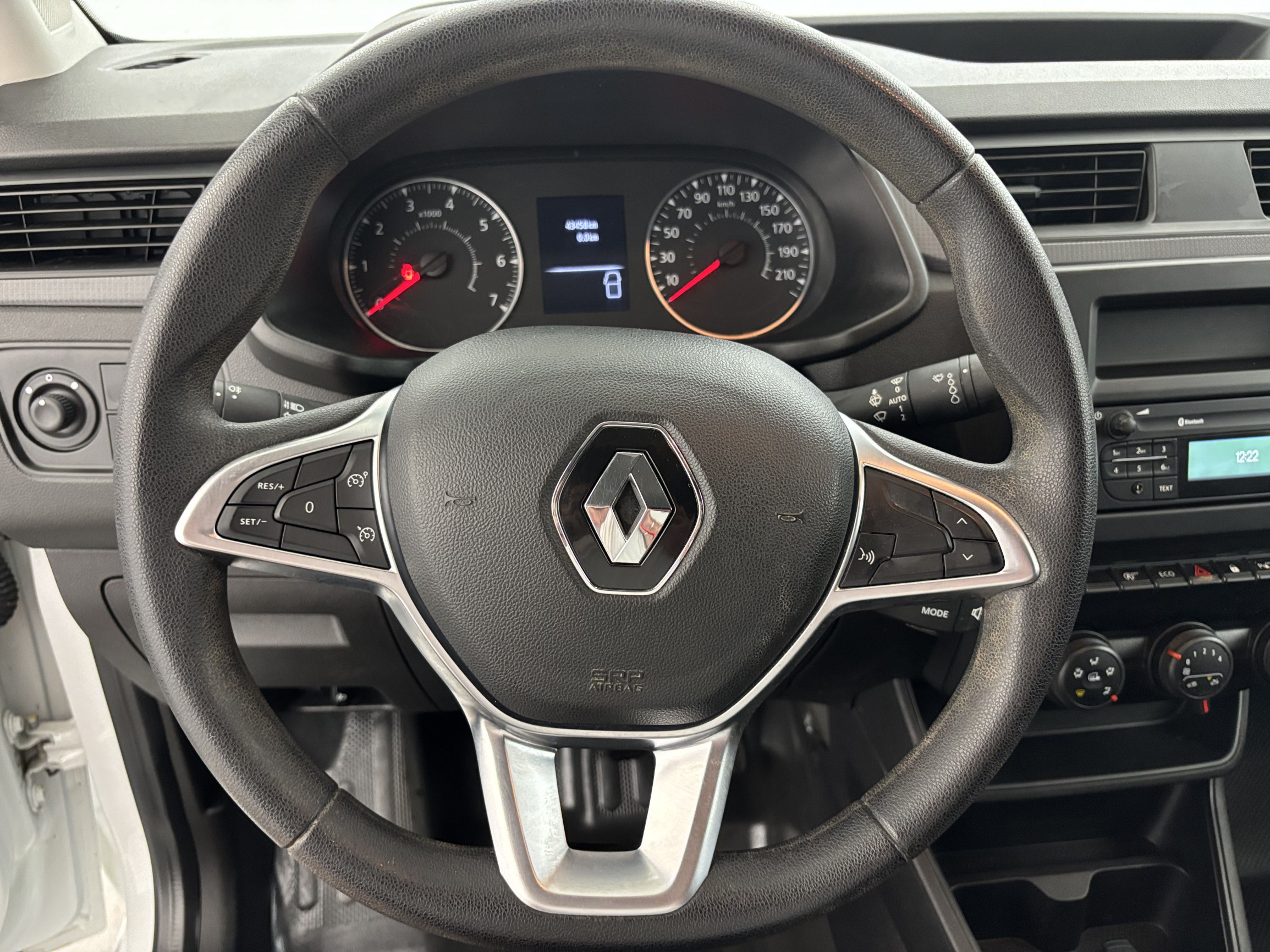 Vente en ligne Renault Express Van  BLUE DCI 95 - 22 au prix de 15 290 €