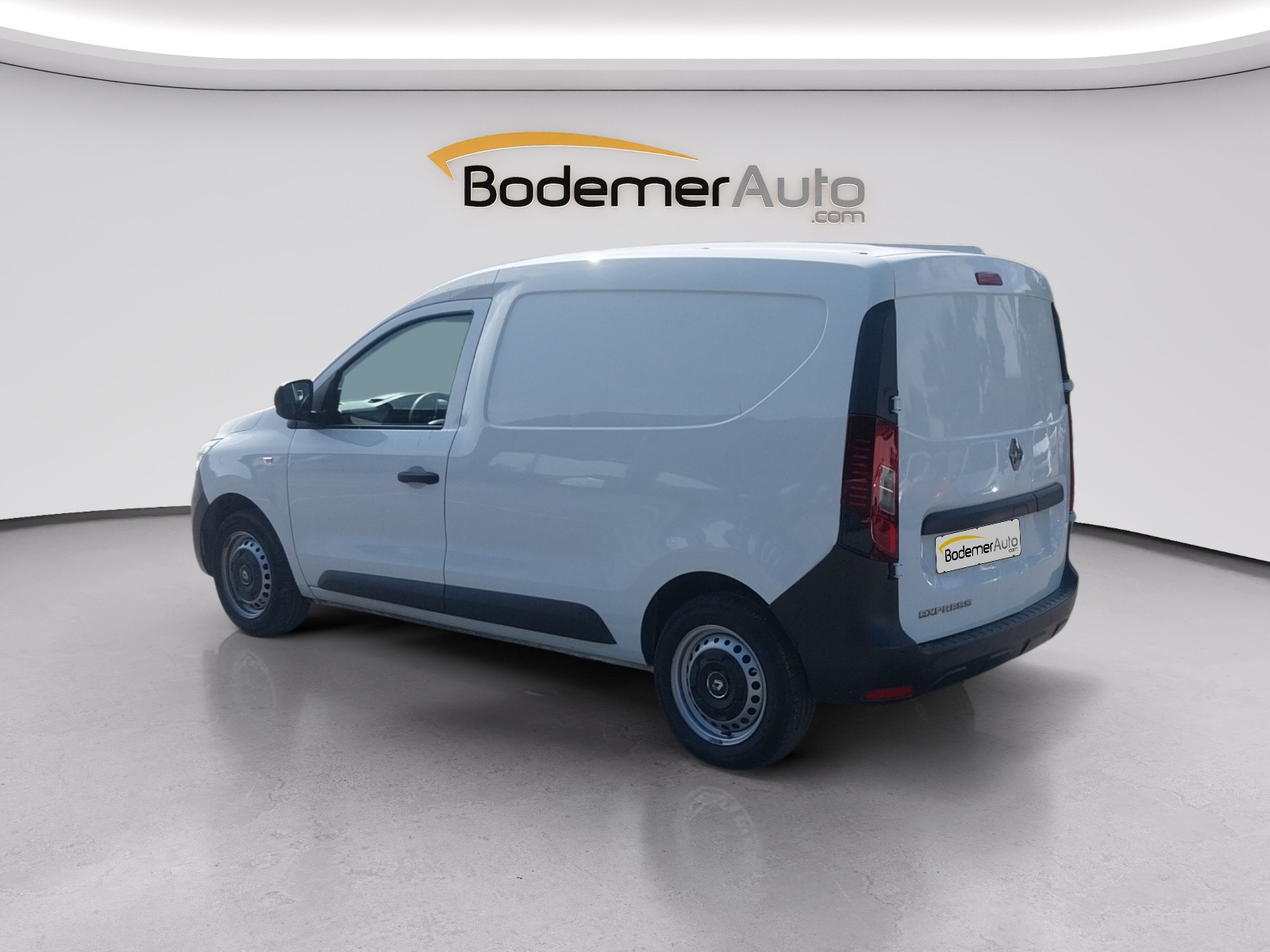 Vente en ligne Renault Express Van  BLUE DCI 95 - 22 au prix de 15 990 €