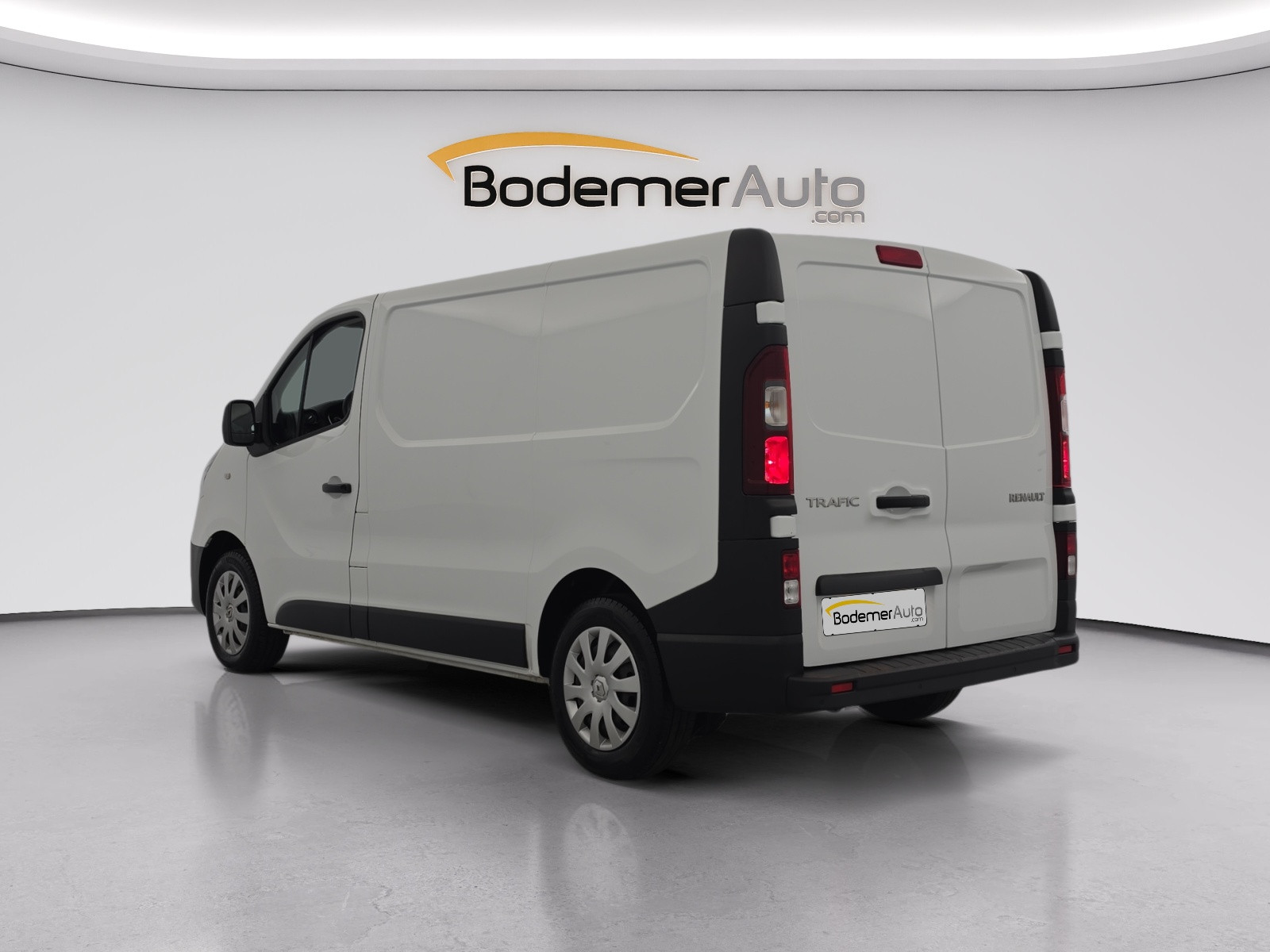 Vente en ligne Renault Trafic 3 Fourgon TRAFIC FGN L1H1 1000 KG DCI 120 au prix de 20 490 €