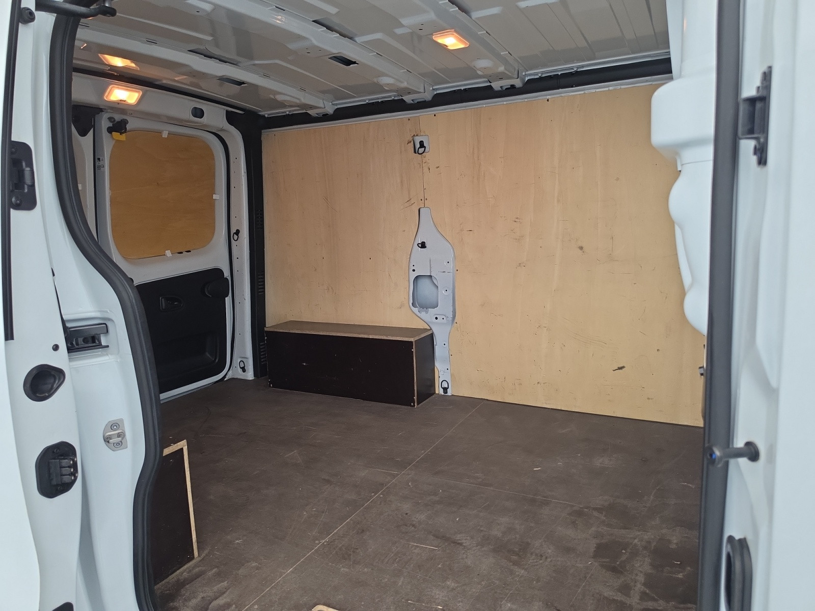 Vente en ligne Renault Trafic 3 Fourgon TRAFIC FGN L1H1 1000 KG DCI 120 au prix de 20 490 €