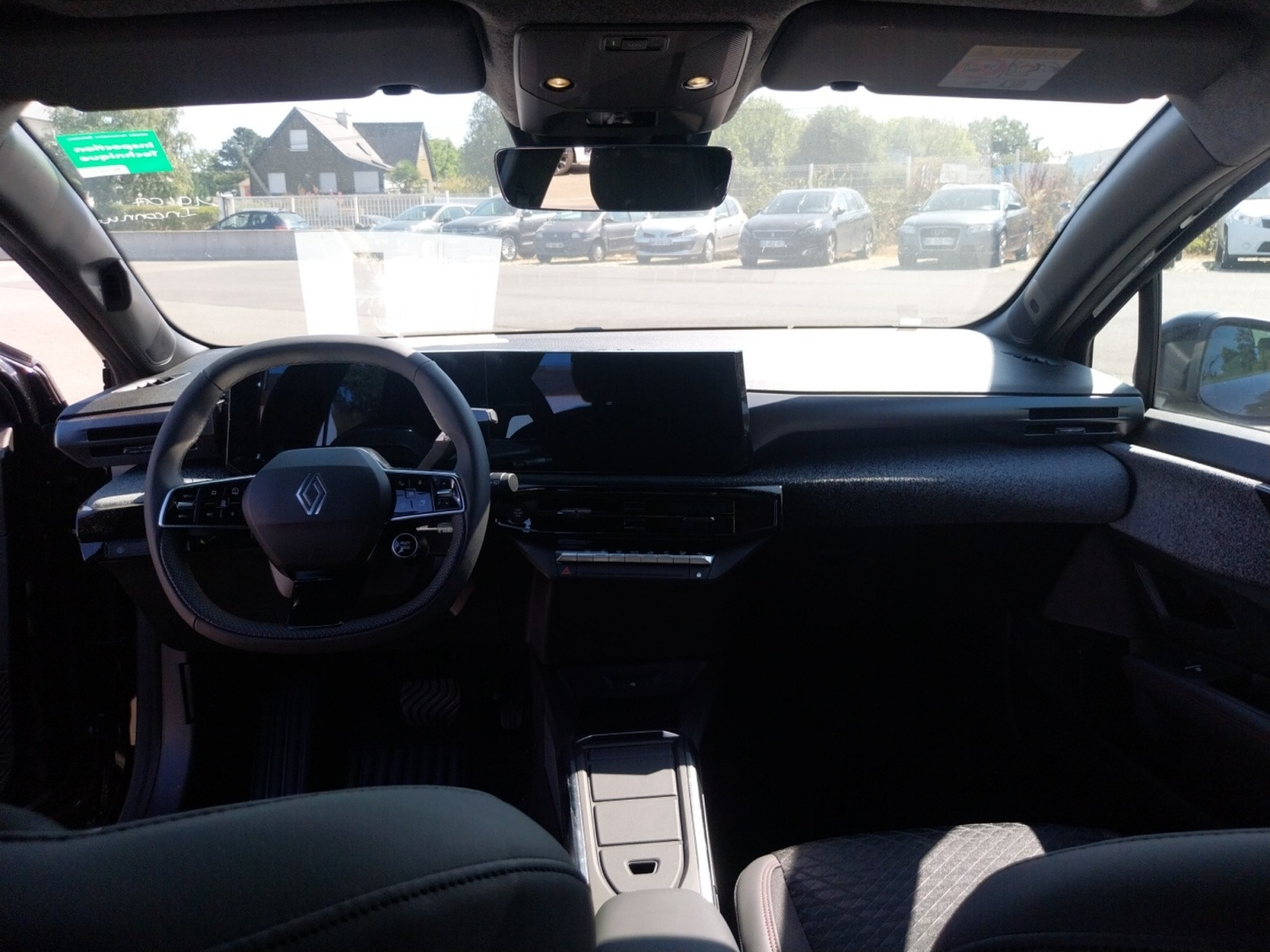 Vente en ligne Renault Clio 6 Clio E-Tech full hybrid 160 ch au prix de 27 290 €