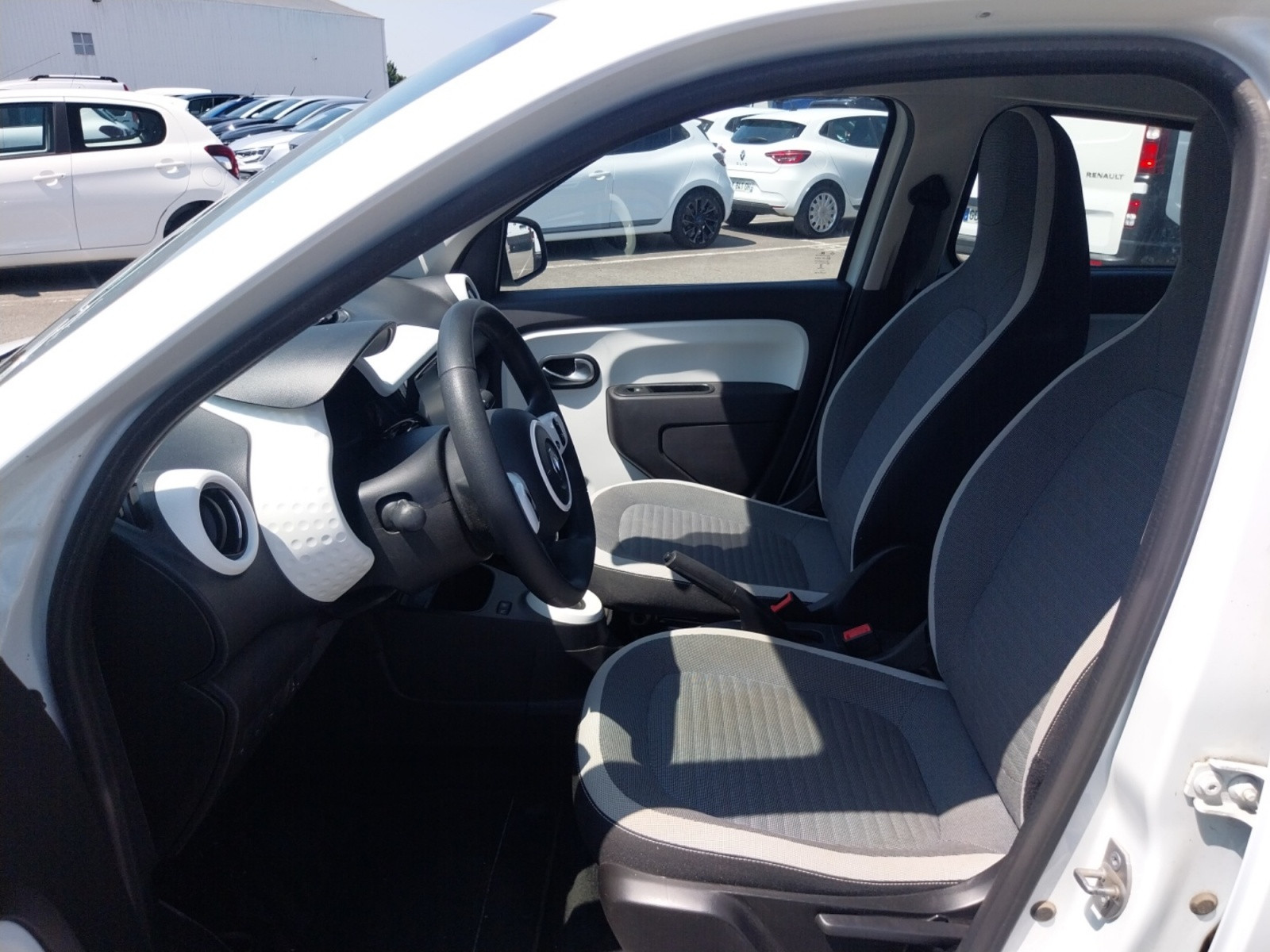 Vente en ligne Renault Twingo Electrique Twingo III Achat Intégral - 21 au prix de 12 490 €