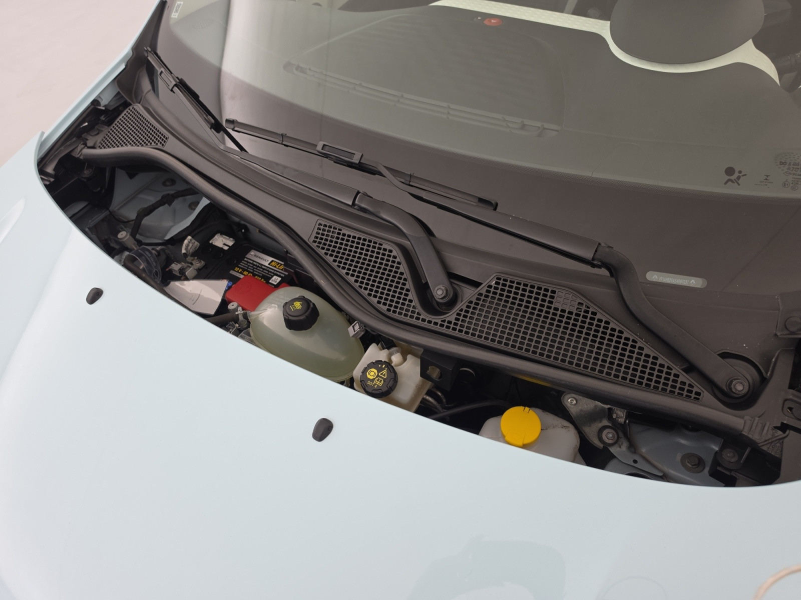 Vente en ligne Renault Twingo 3  0.9 TCe 90 au prix de 11 490 €