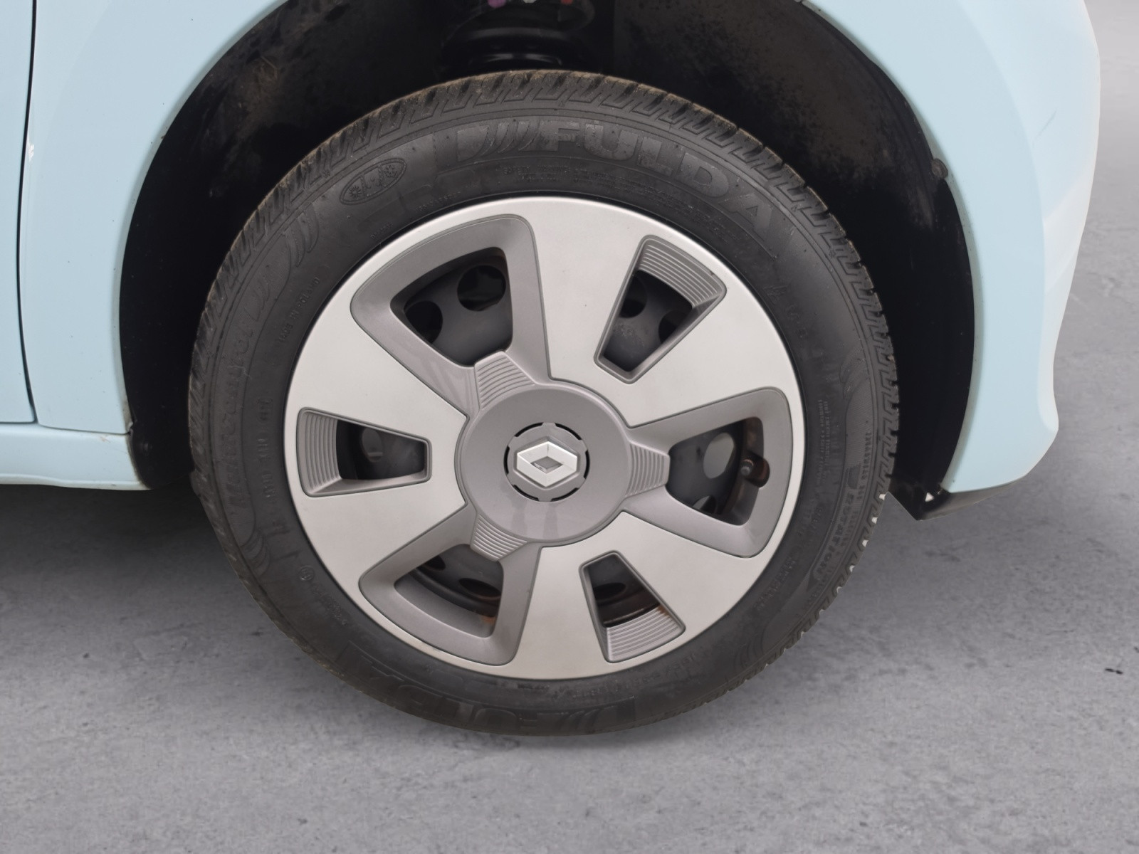 Vente en ligne Renault Twingo 3  0.9 TCe 90 au prix de 11 490 €