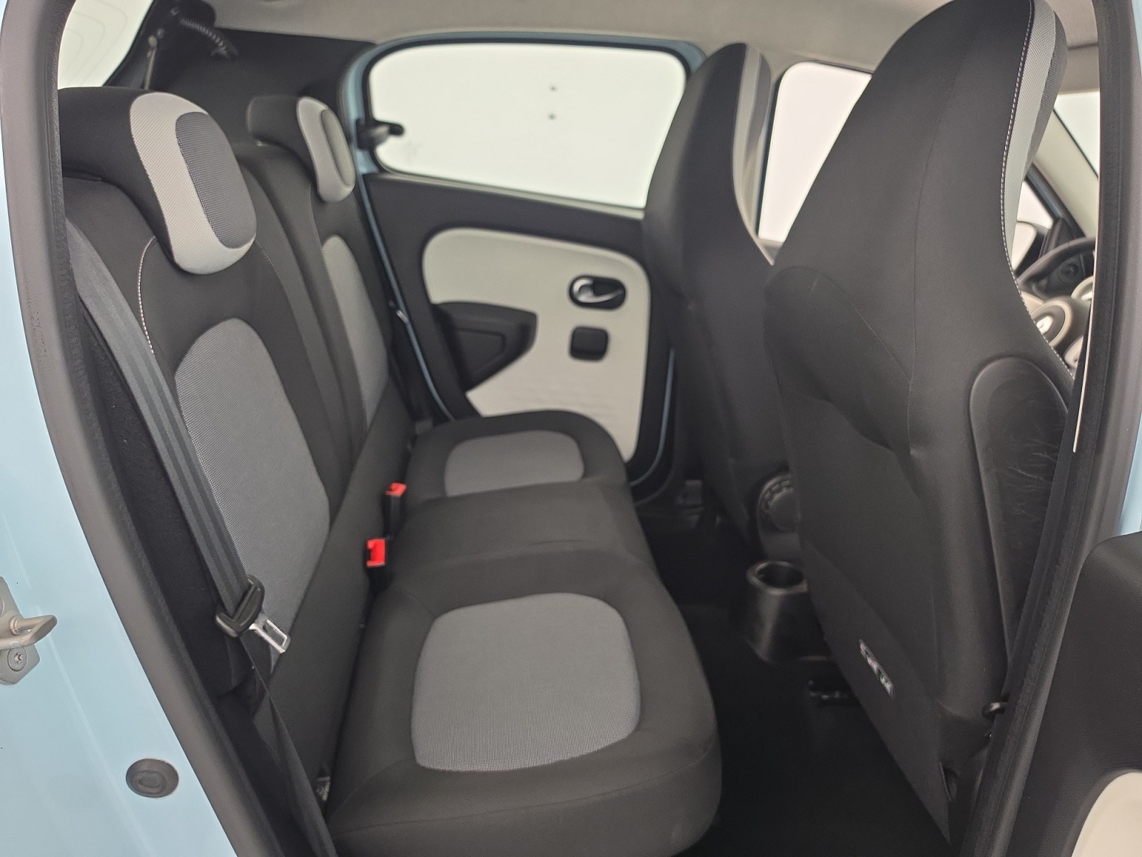 Vente en ligne Renault Twingo 3  0.9 TCe 90 au prix de 11 490 €