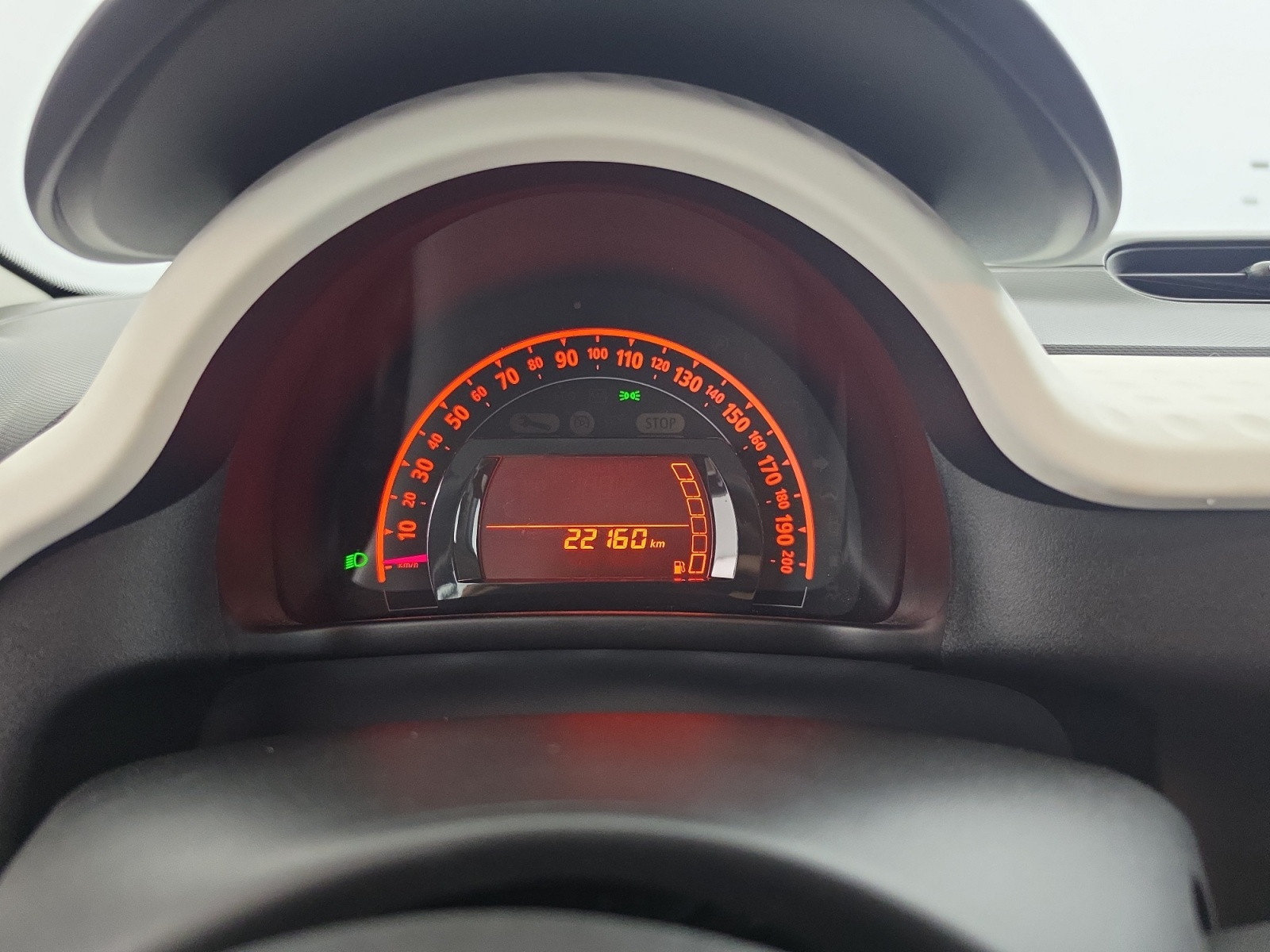 Vente en ligne Renault Twingo 3  0.9 TCe 90 au prix de 11 490 €