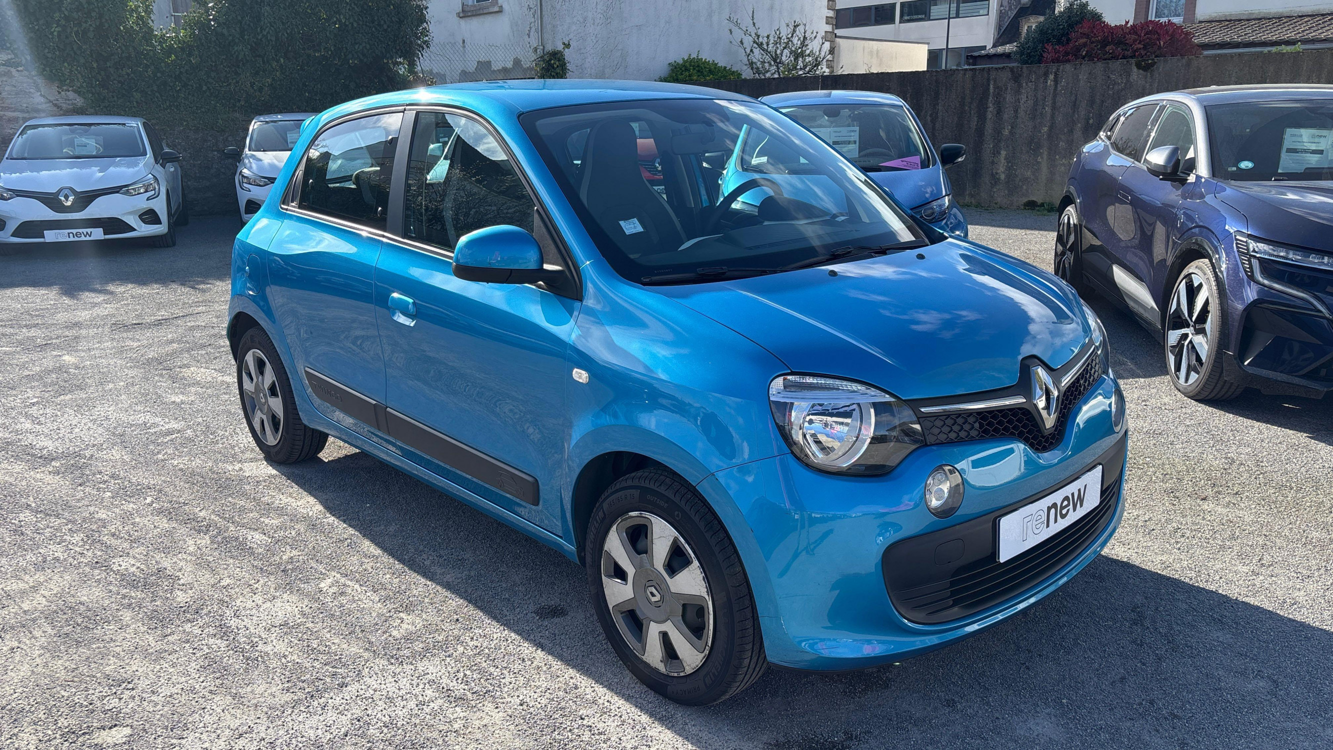 Vente en ligne Renault Twingo 3  1.0 SCe 70 eco2 au prix de 8 390 €