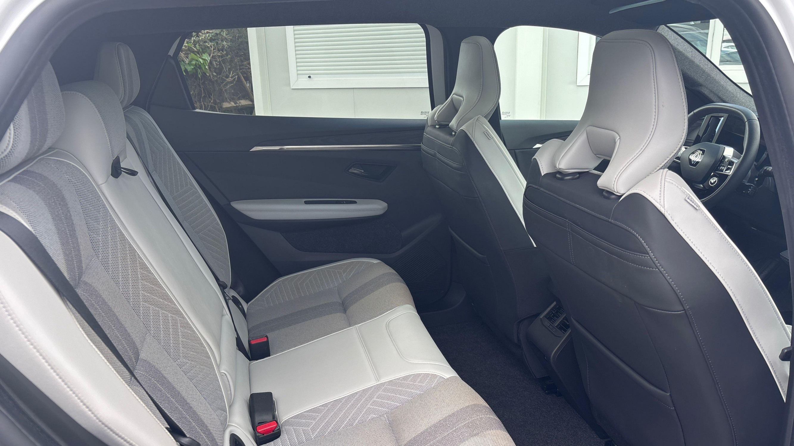 Vente en ligne Renault Scenic E-Tech  220 ch grande autonomie au prix de 40 490 €