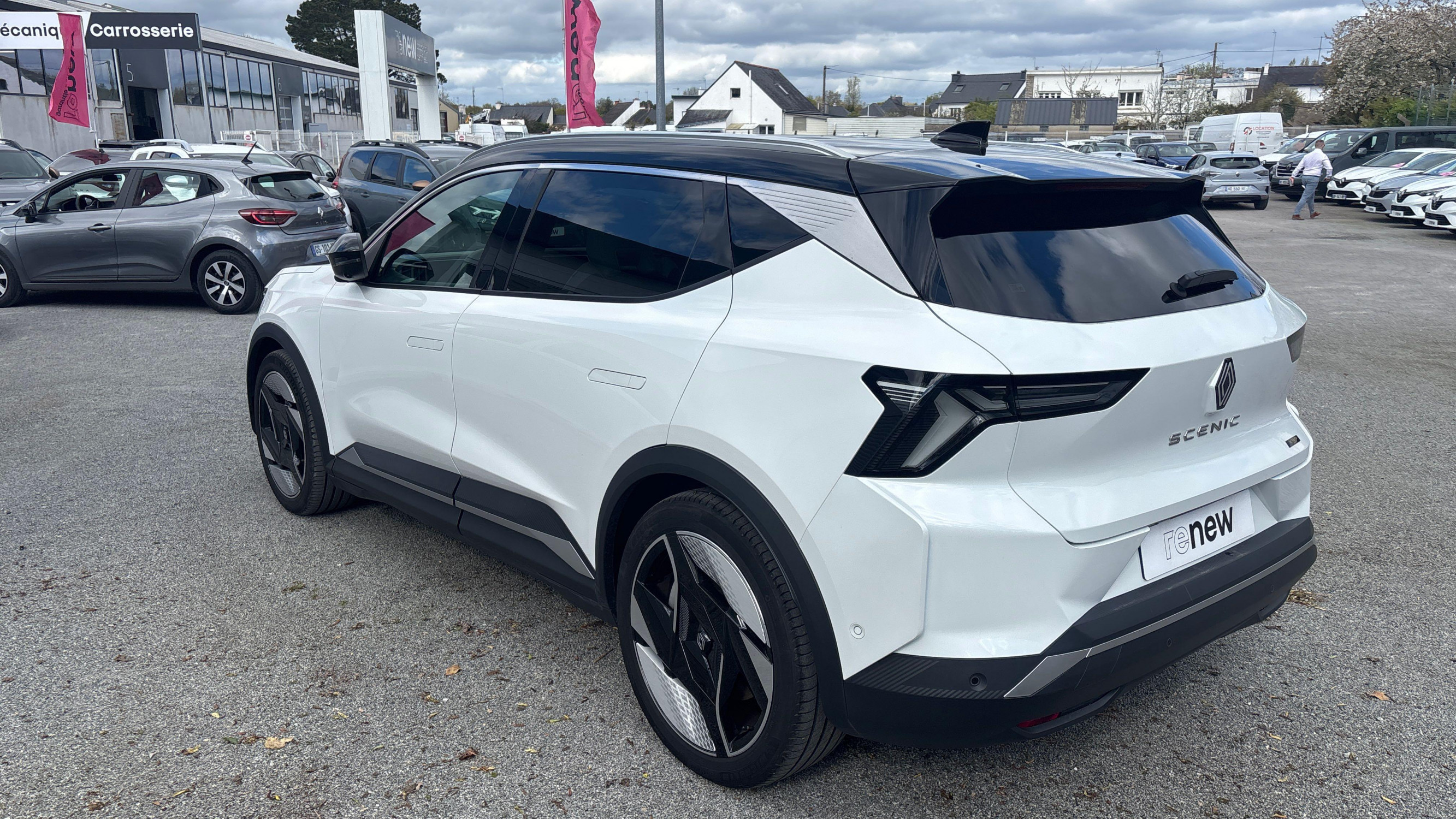 Vente en ligne Renault Scenic E-Tech  220 ch grande autonomie au prix de 40 490 €