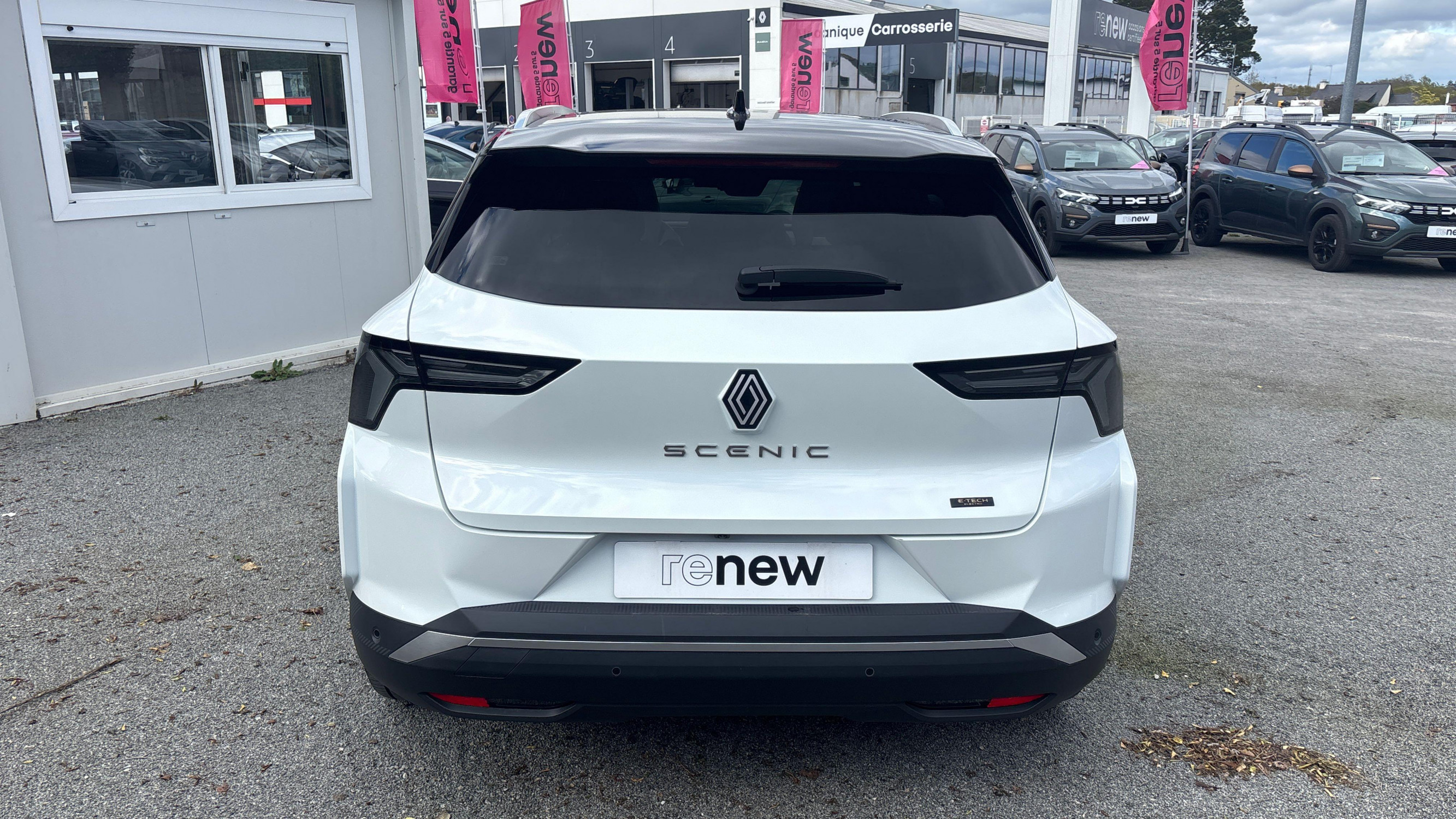 Vente en ligne Renault Scenic E-Tech  220 ch grande autonomie au prix de 40 490 €