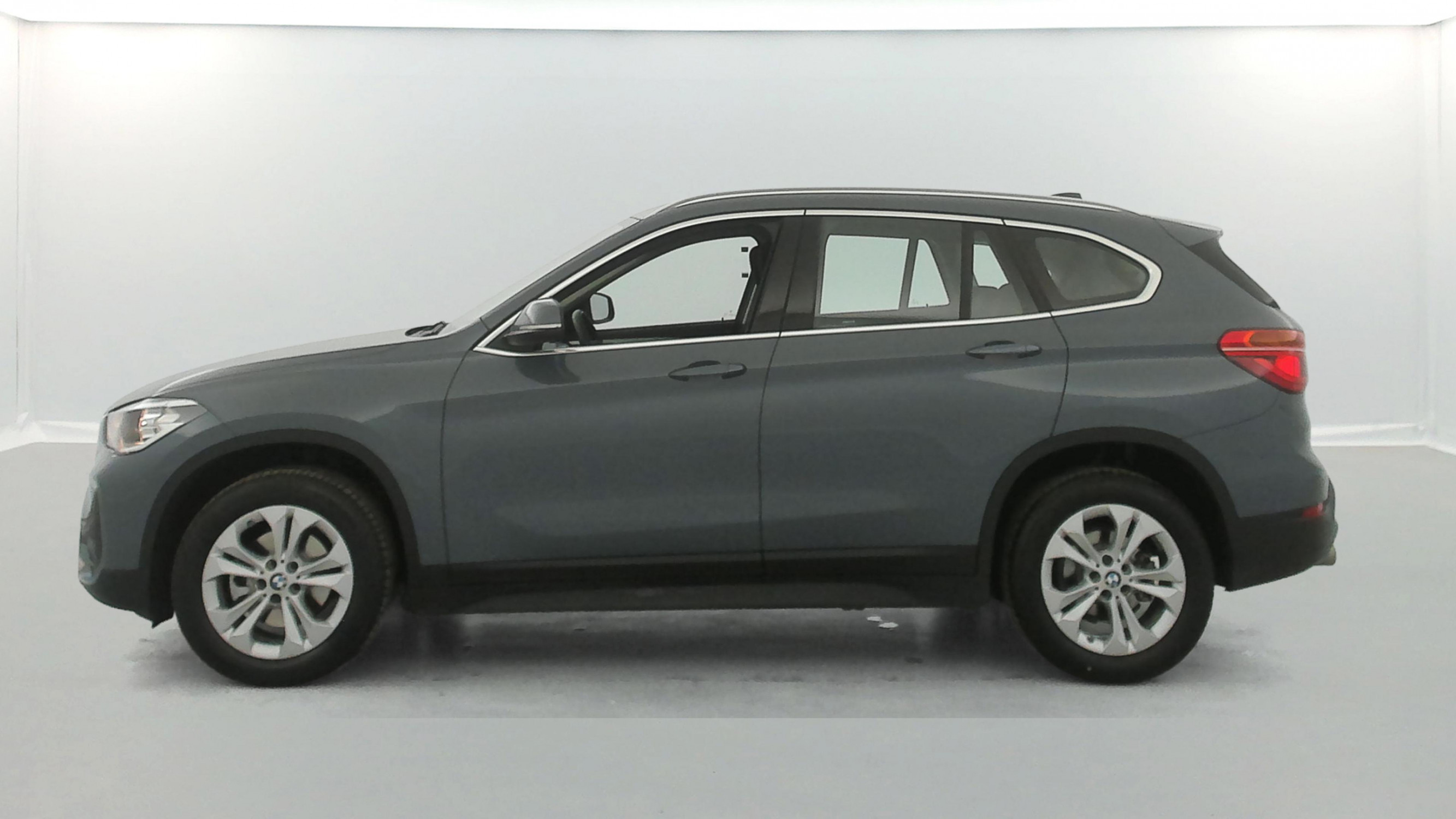 Vente en ligne Bmw X1 X1 sDrive 18d 150 ch BVA8 au prix de 26 990 €