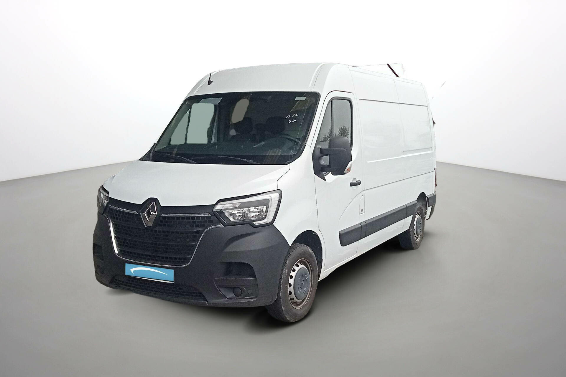 Renault Master Fourgon MASTER FGN TRAC F3500 L2H2 BLUE DCI 135 occasion de 2023 en vente à Vannes