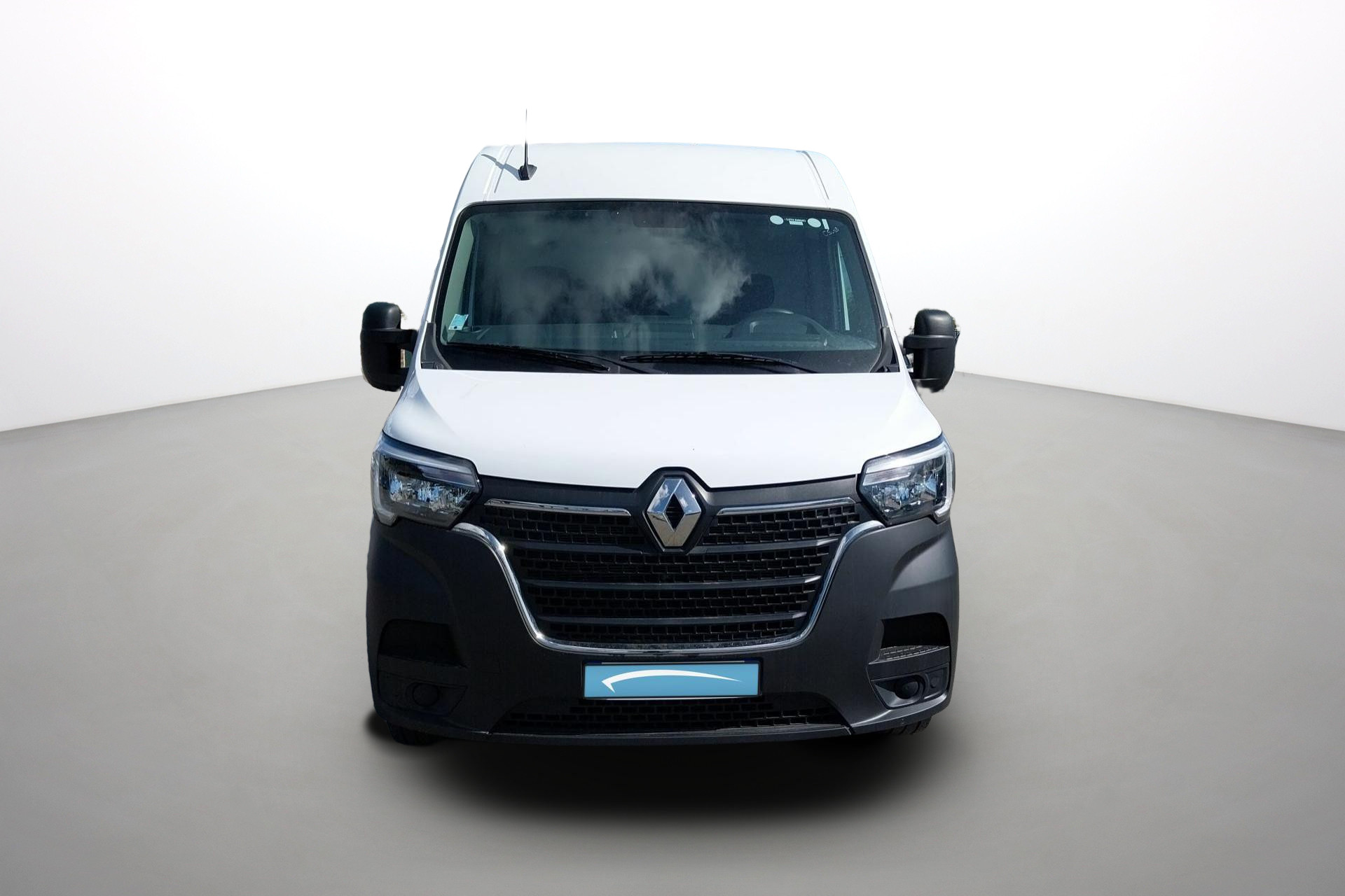 Vente en ligne Renault Master Fourgon MASTER FGN TRAC F3500 L2H2 BLUE DCI 135 au prix de 26 290 €