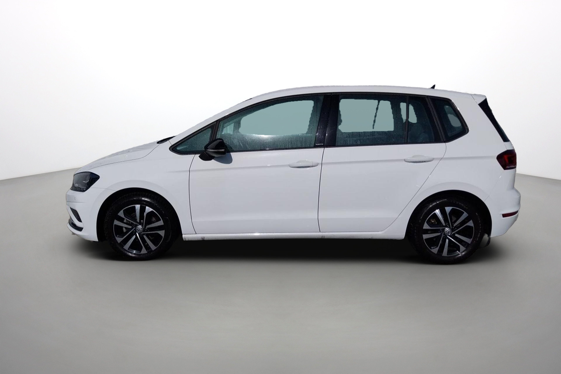 Vente en ligne Volkswagen Golf SW  1.5 TSI 150 EVO DSG7 au prix de 21 990 €