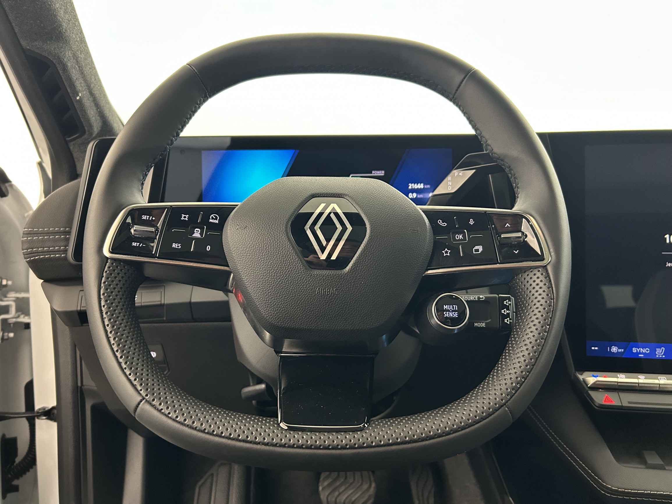 Vente en ligne Renault Scenic E-Tech  220 ch grande autonomie au prix de 39 490 €