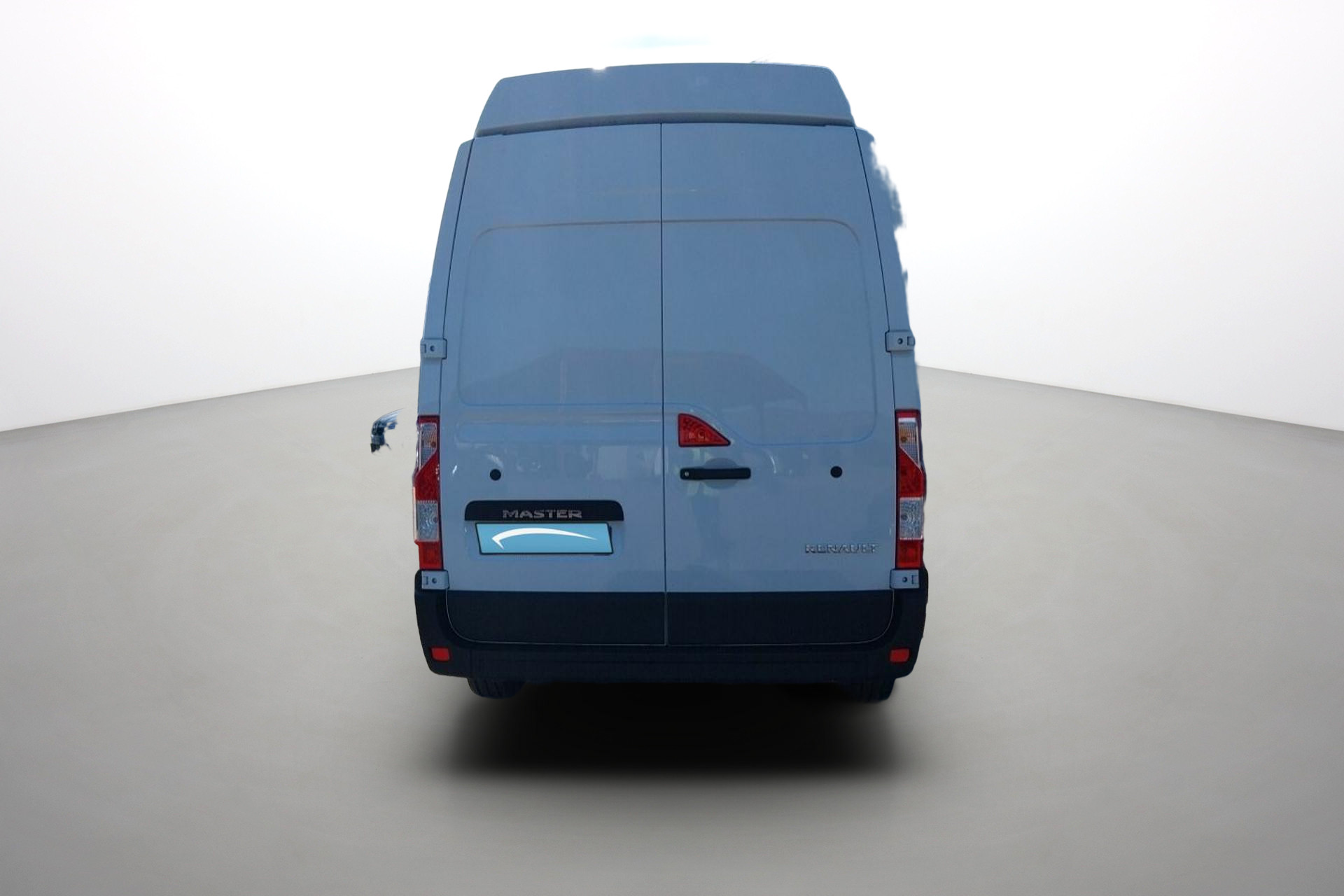 Vente en ligne Renault Master Fourgon MASTER FGN TRAC F3500 L3H3 BLUE DCI 135 au prix de 26 970 €