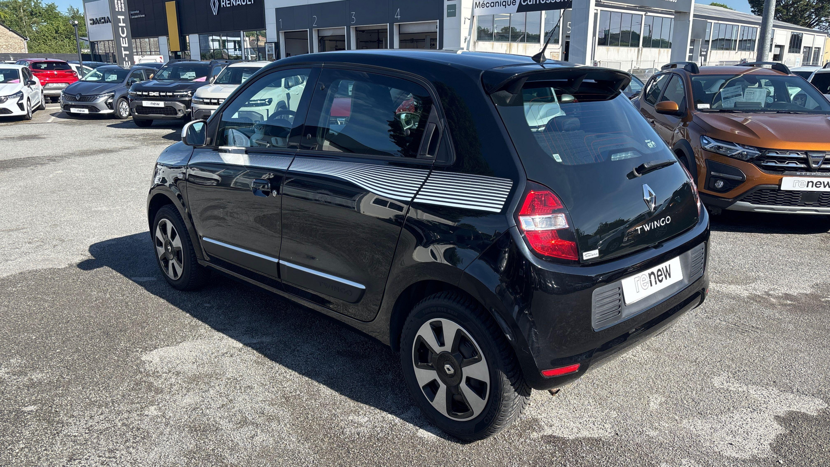 Vente en ligne Renault Twingo 3  1.0 SCe 70 au prix de 11 990 €