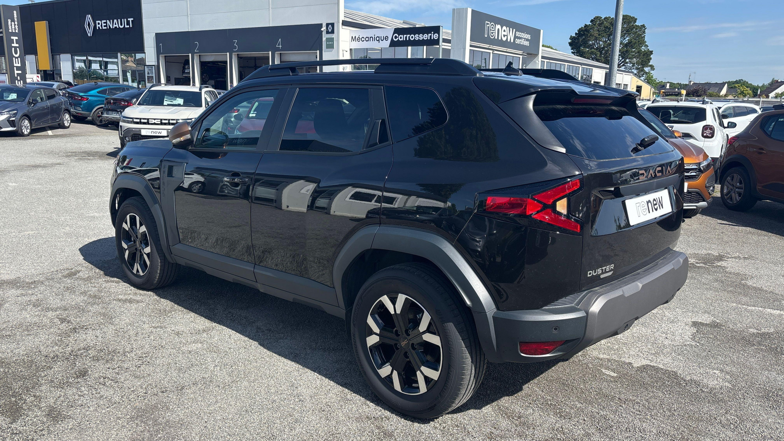 Vente en ligne Dacia Duster  Hybrid 140 au prix de 25 970 €