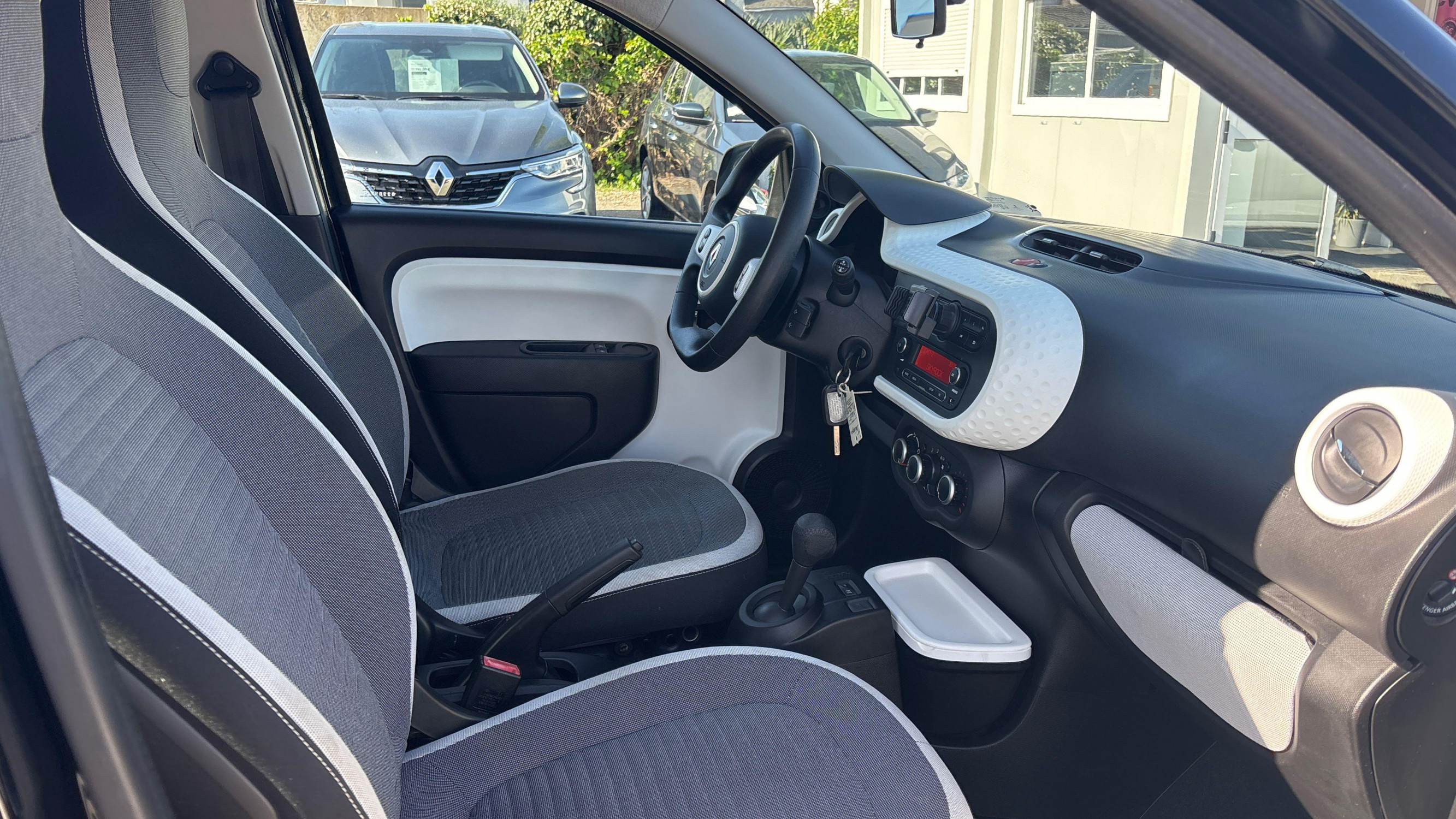 Vente en ligne Renault Twingo 3  1.0 SCe 70 au prix de 11 990 €