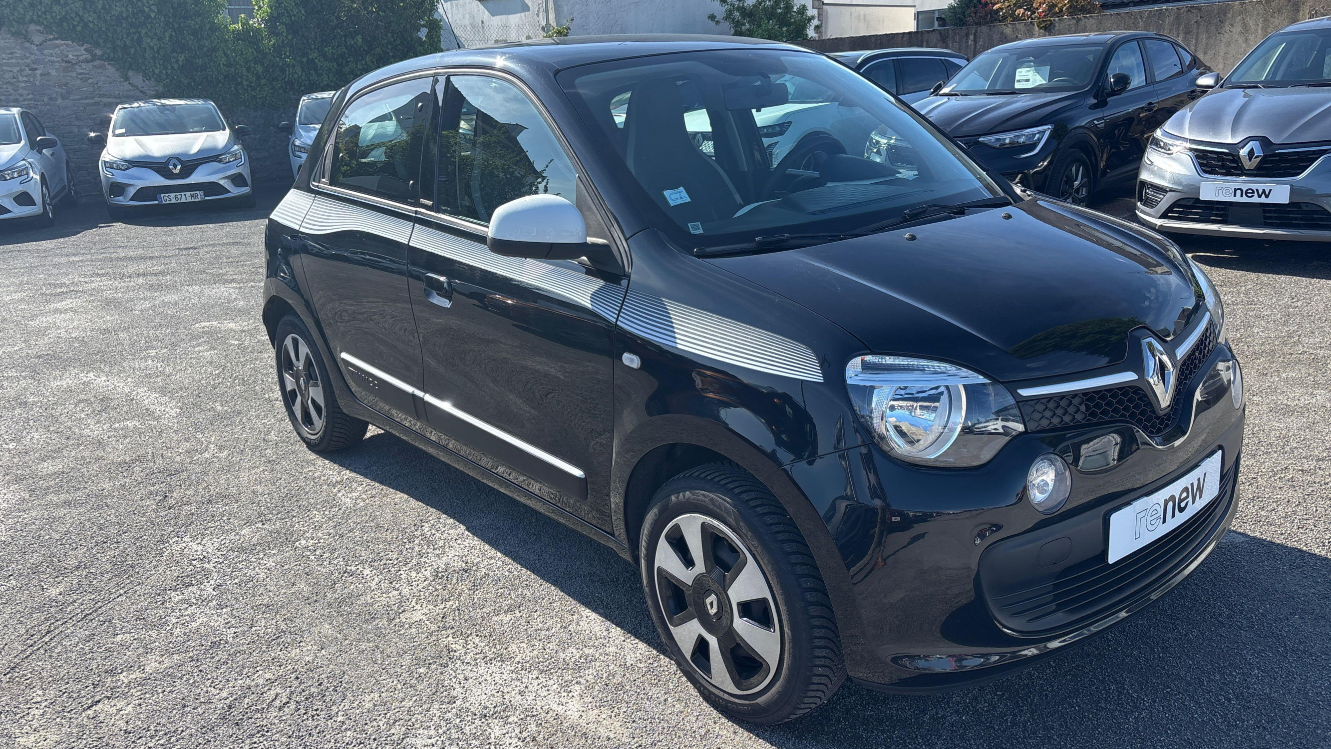 Vente en ligne Renault Twingo 3  1.0 SCe 70 au prix de 11 990 €