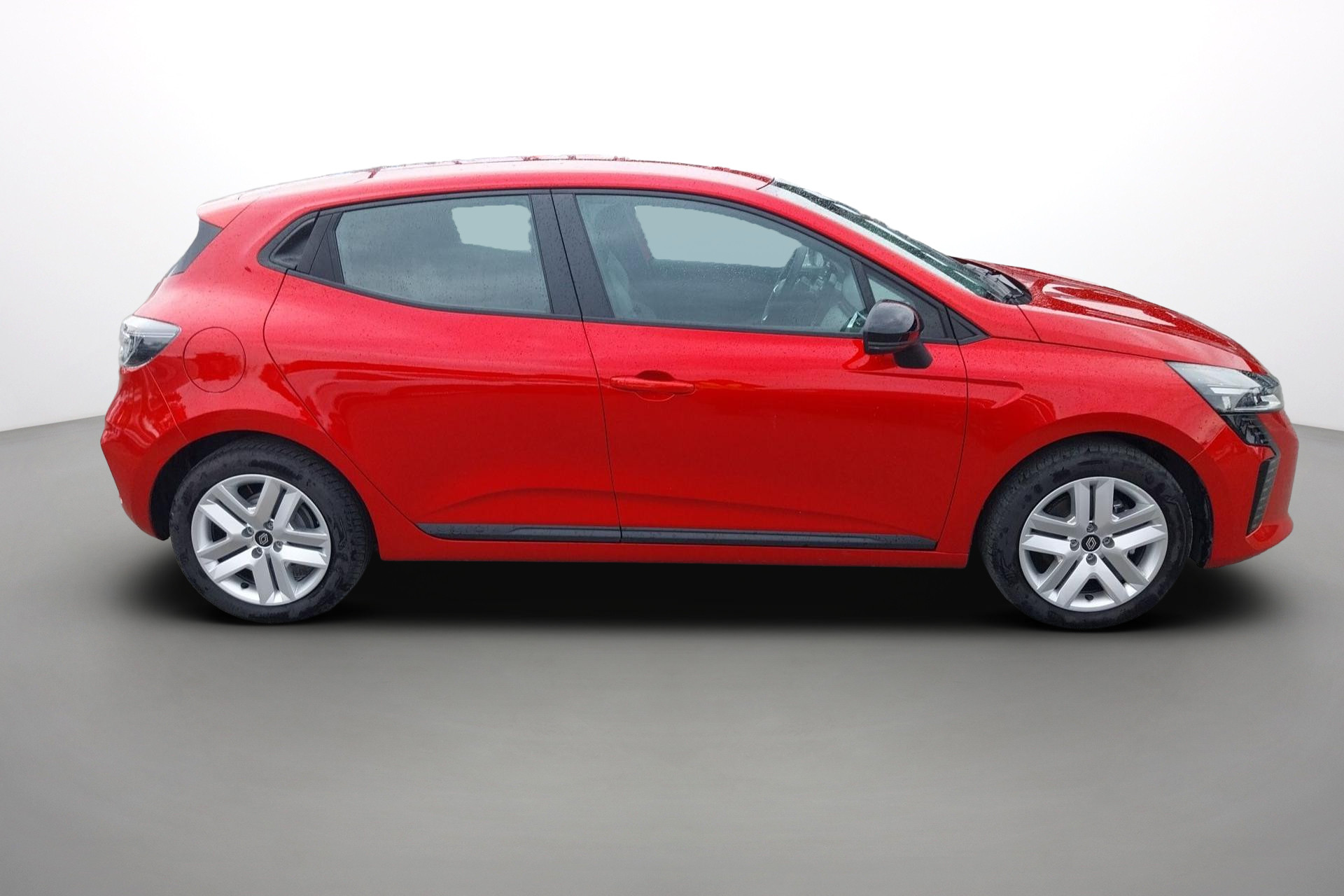 Vente en ligne Renault Clio 5 Clio E-Tech full hybrid 145 ch GSR2 au prix de 20 490 €