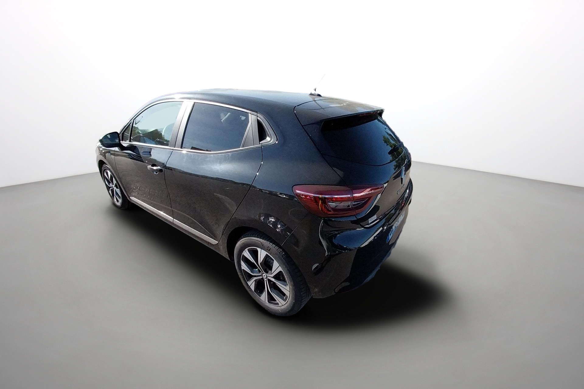 Vente en ligne Renault Clio 5 Clio TCe 90 au prix de 13 990 €