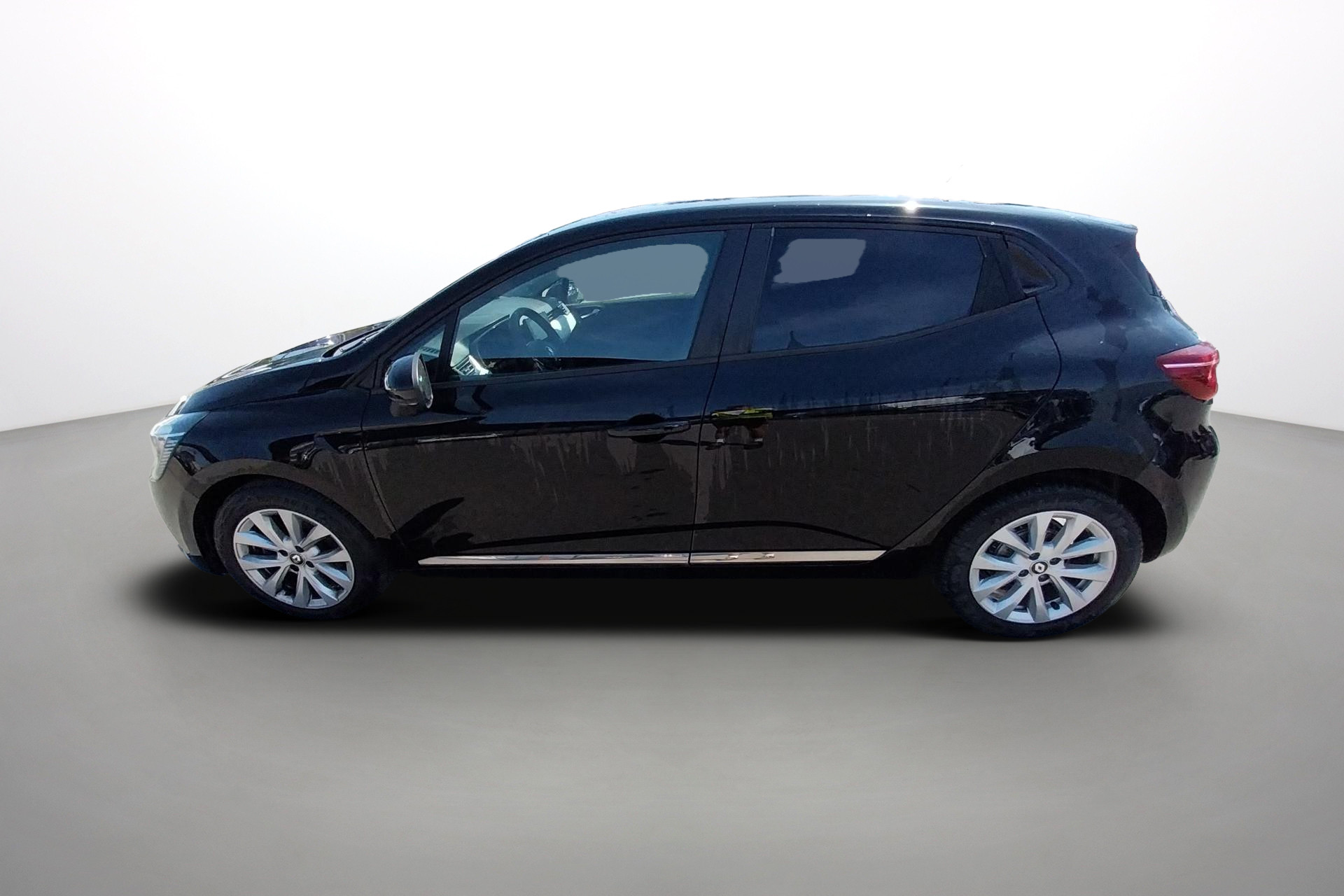 Vente en ligne Renault Clio 5 Clio Blue dCi 100 au prix de 15 990 €