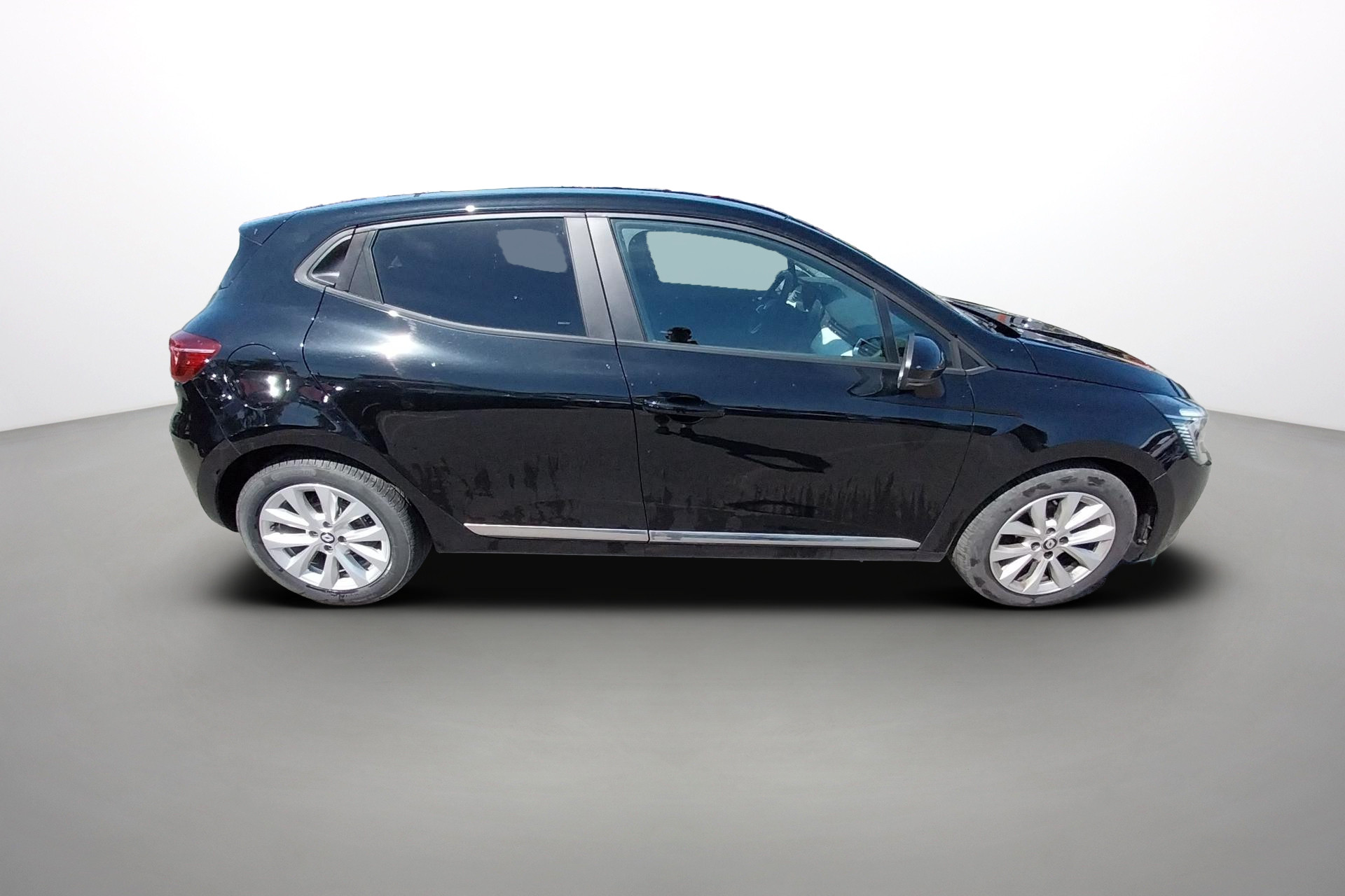 Vente en ligne Renault Clio 5 Clio Blue dCi 100 au prix de 15 990 €