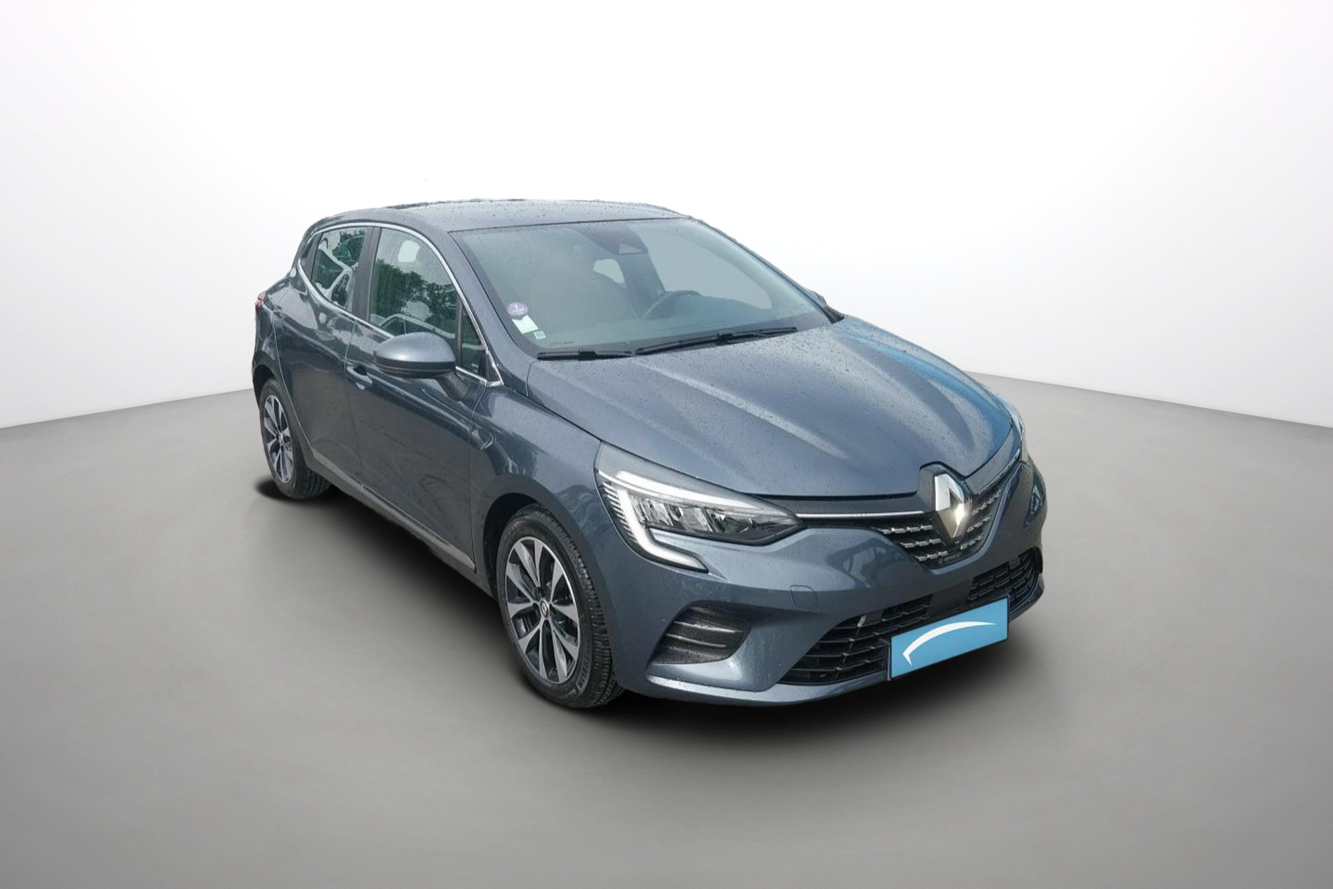 Vente en ligne Renault Clio 5 Clio TCe 90 - 21N au prix de 15 290 €