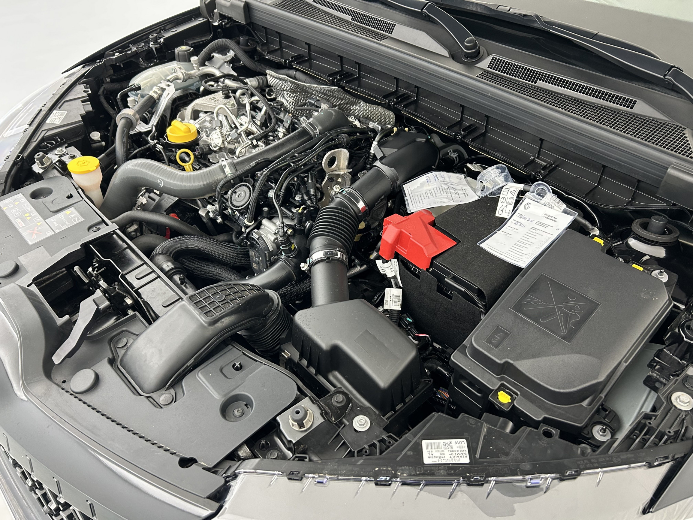 Vente en ligne Renault Arkana  mild hybrid 140 EDC GSR2 au prix de 19 270 €