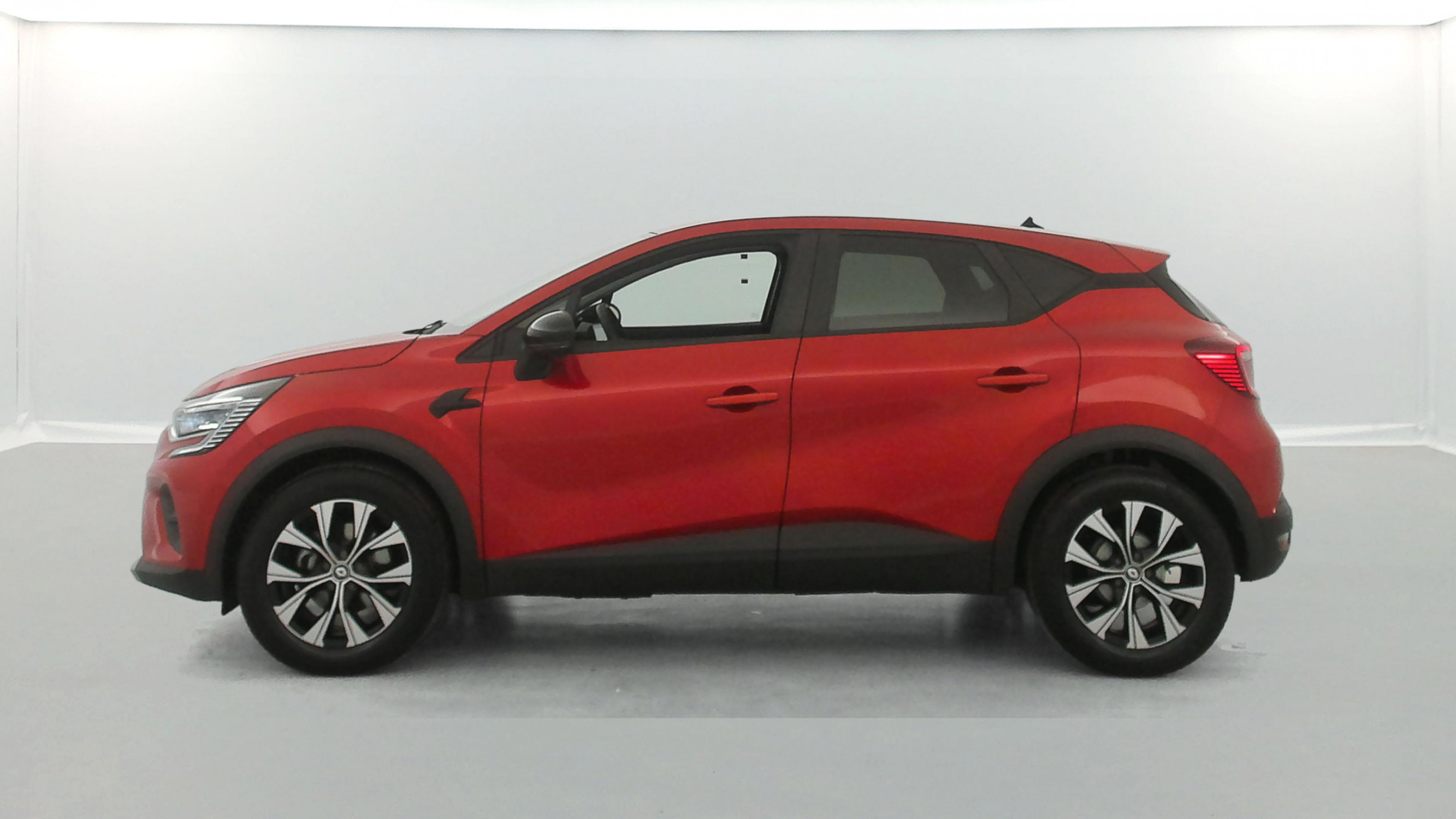 Vente en ligne Renault Captur  E-Tech full hybrid 145 au prix de 19 240 €