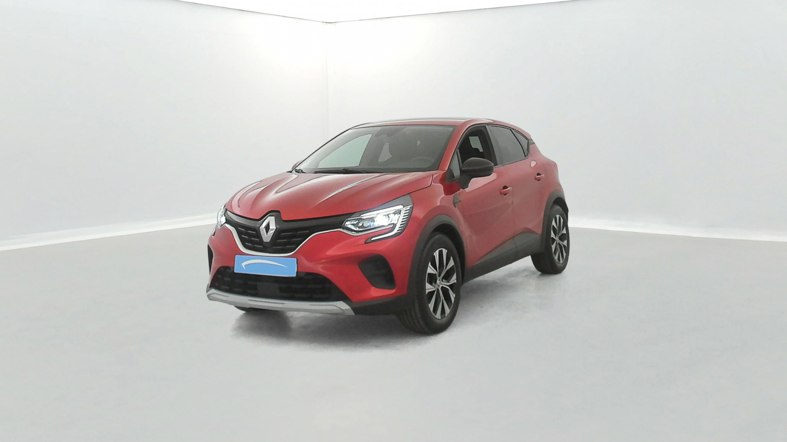Renault Captur  E-Tech full hybrid 145 occasion de 2023 en vente à Vannes
