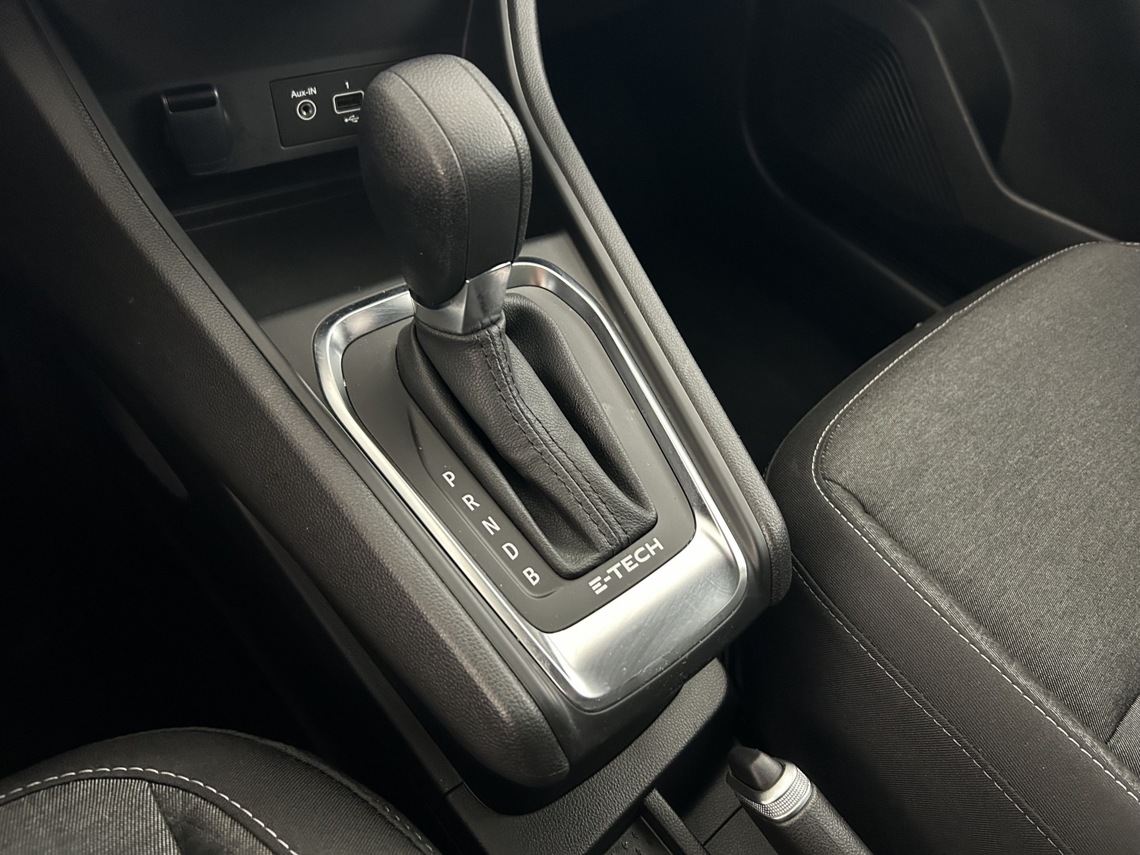 Vente en ligne Renault Captur  E-Tech full hybrid 145 au prix de 19 240 €